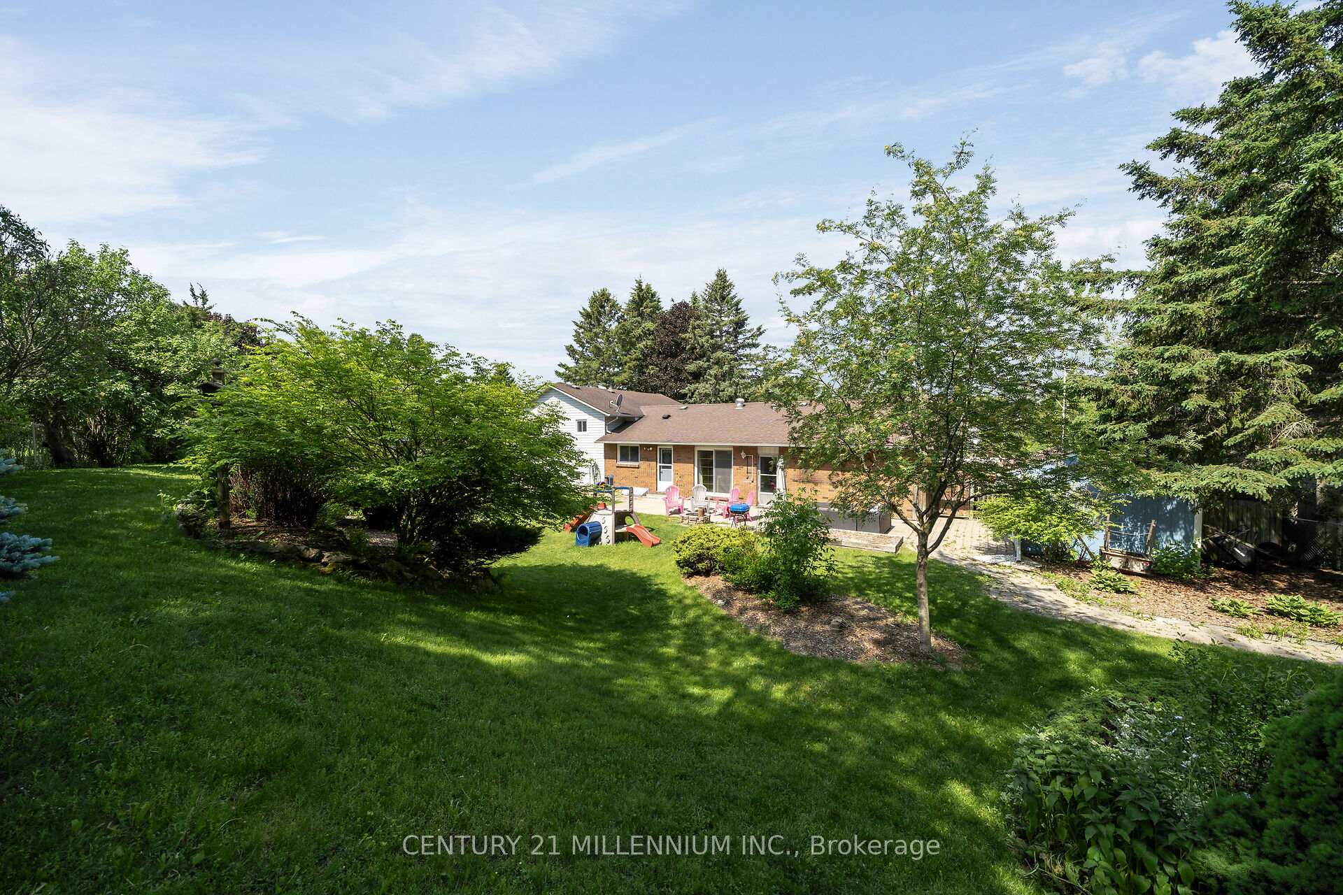 Photo 37 of 41 Douglas Crescent, Erin, Rural Erin — HOMEH
