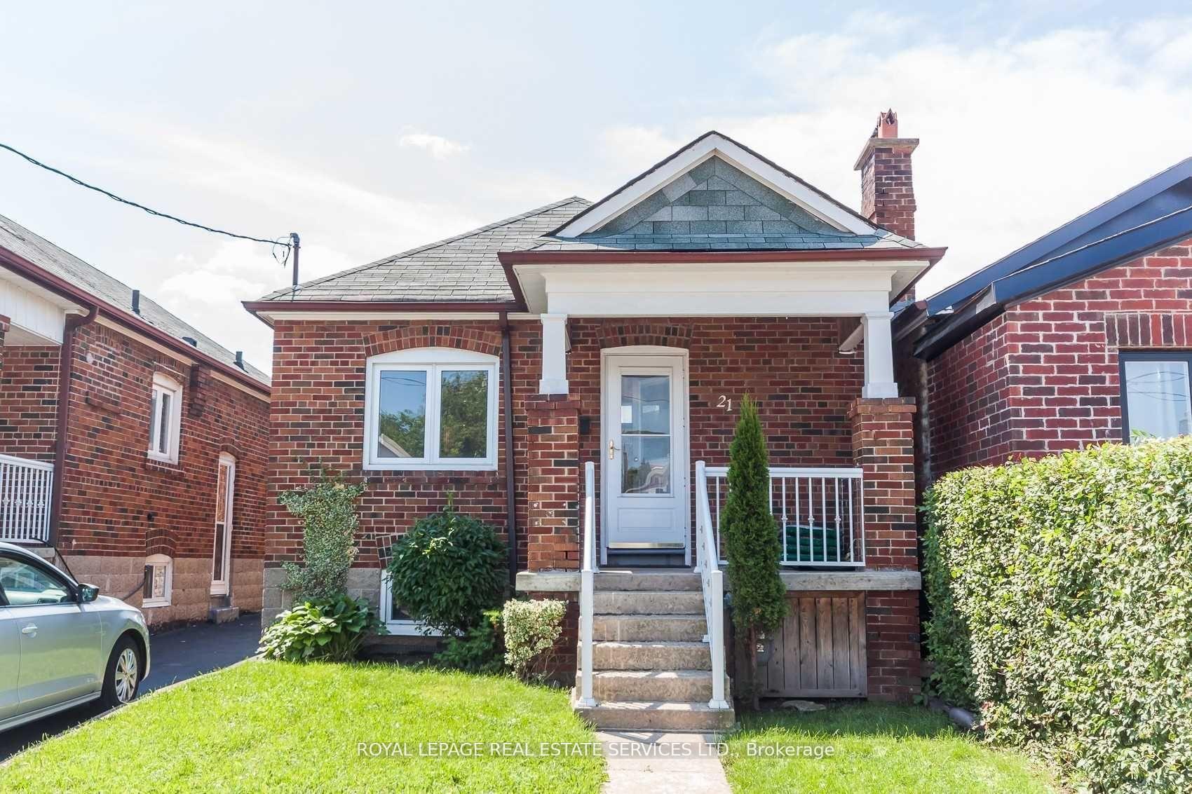 Front of 21 Belgravia Avenue