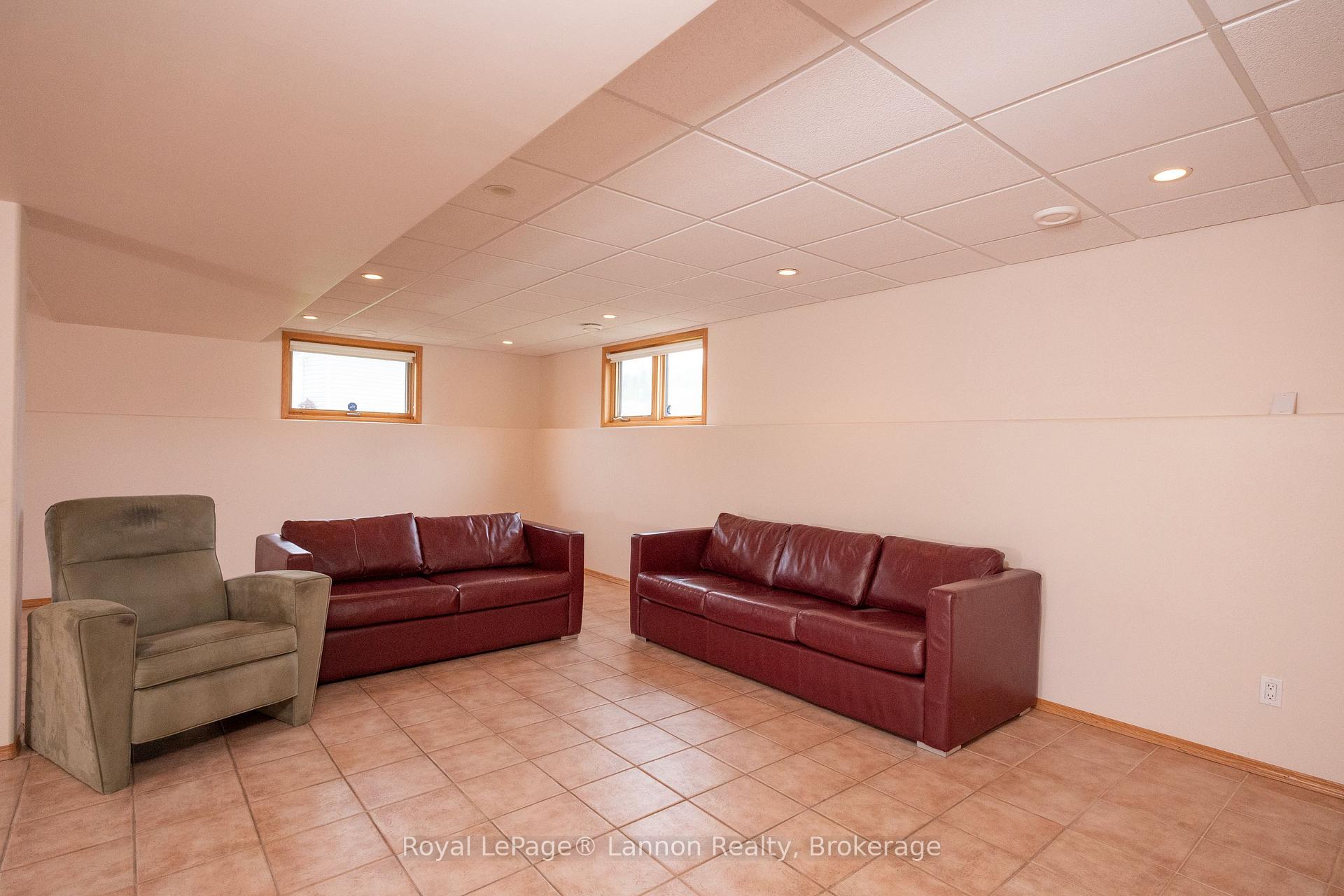 Photo 37 of 2196 Falconcrest Drive, Thunder Bay, Riverdale Road — HOMEH