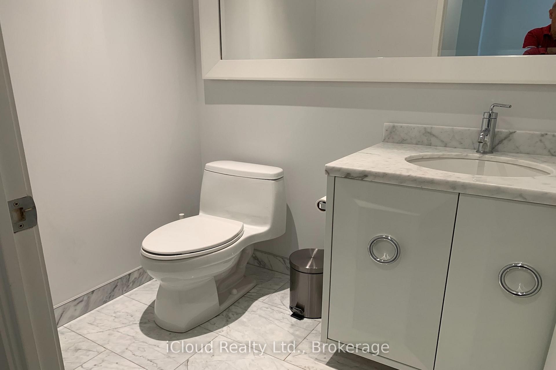 Photo 10 of Unit PH-3103, 90 Park Lawn, Etobicoke, Mimico — HOMEH