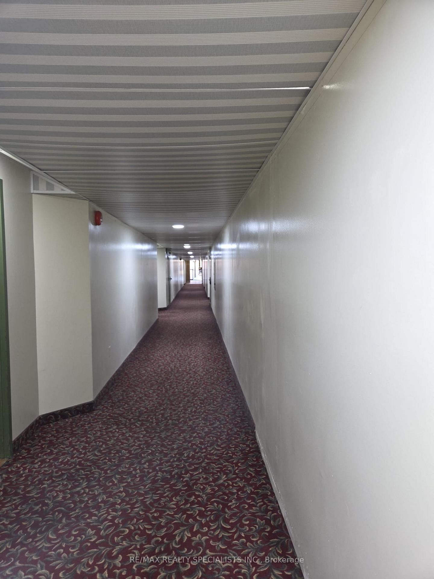 Photo 2 of Unit 103, 1705 Mccowan Road, Scarborough, Agincourt South-Malvern West — HOMEH