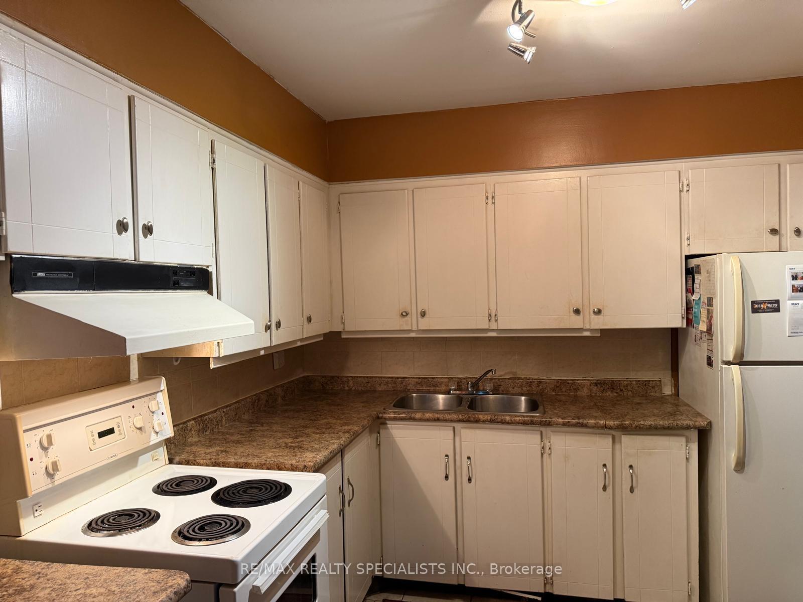 Photo 6 of Unit 103, 1705 Mccowan Road, Scarborough, Agincourt South-Malvern West — HOMEH