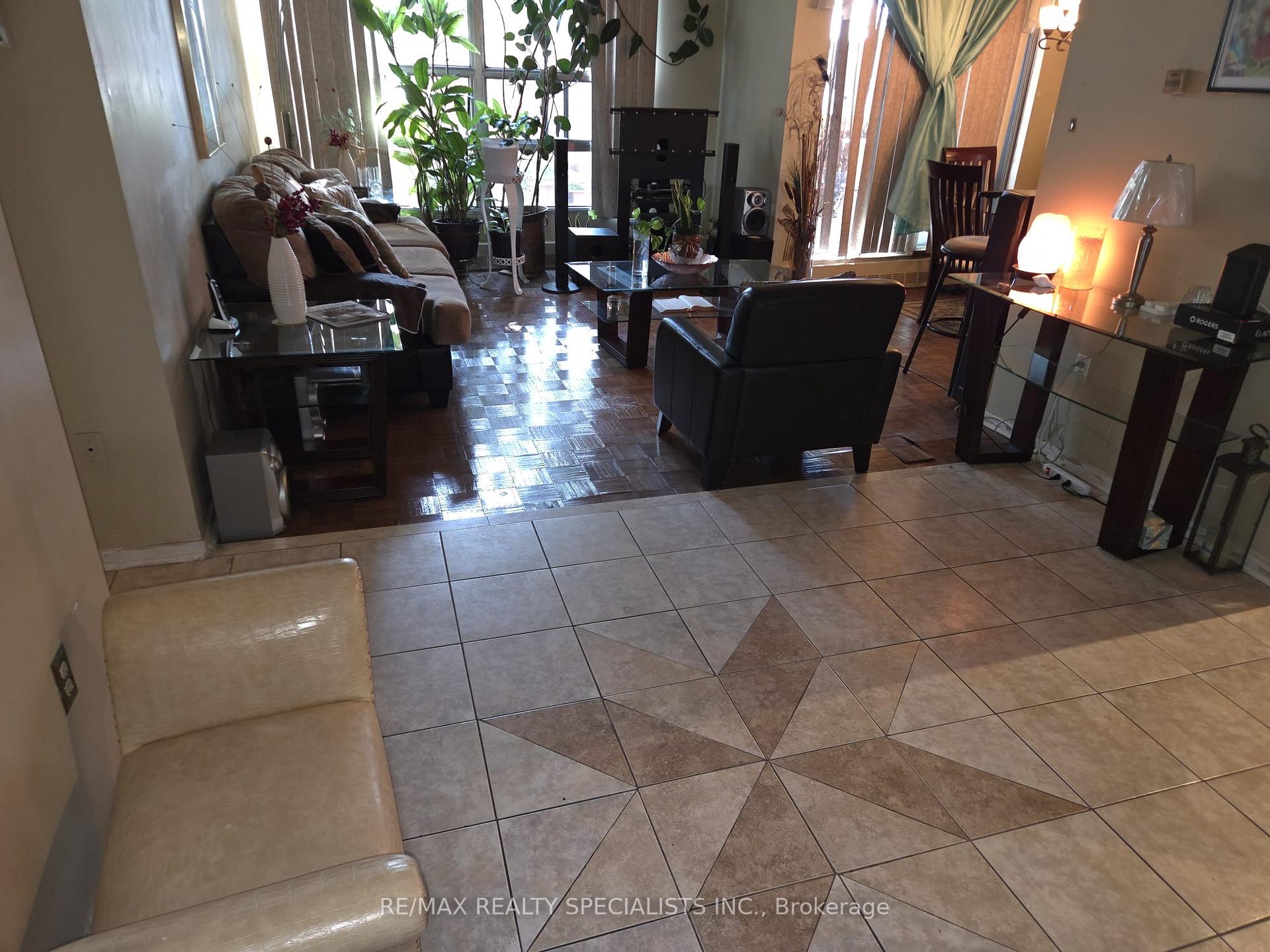 Photo 10 of Unit 103, 1705 Mccowan Road, Scarborough, Agincourt South-Malvern West — HOMEH