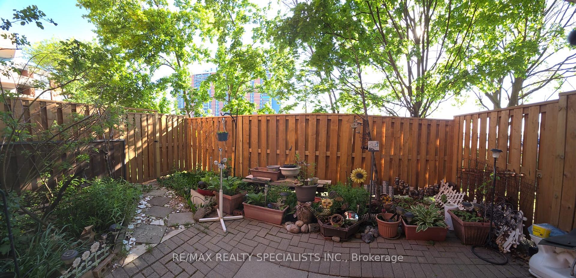 Photo 14 of Unit 103, 1705 Mccowan Road, Scarborough, Agincourt South-Malvern West — HOMEH