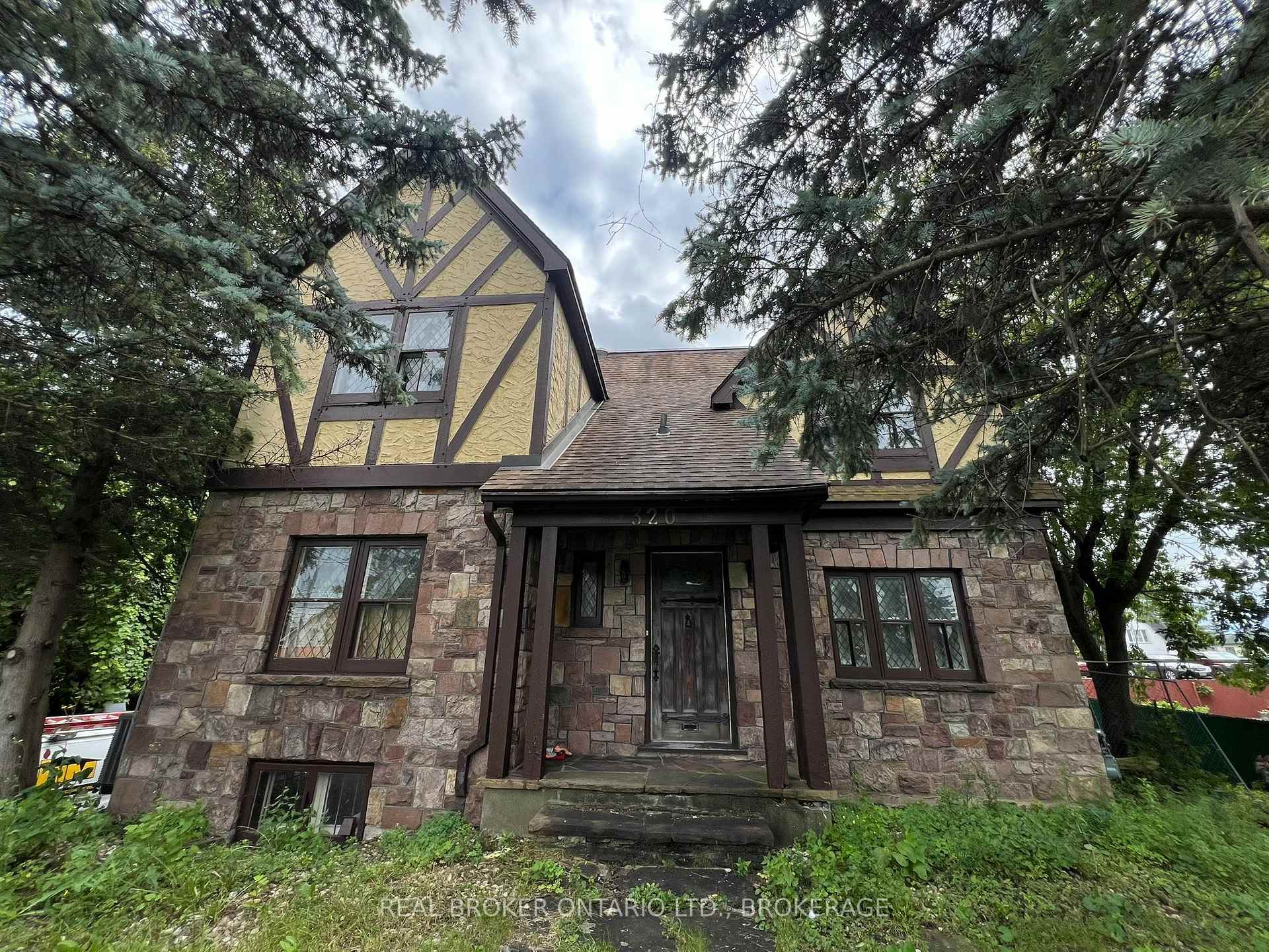 Photo 1 of 320 2nd Street E, Cornwall, Cornwall — HOMEH
