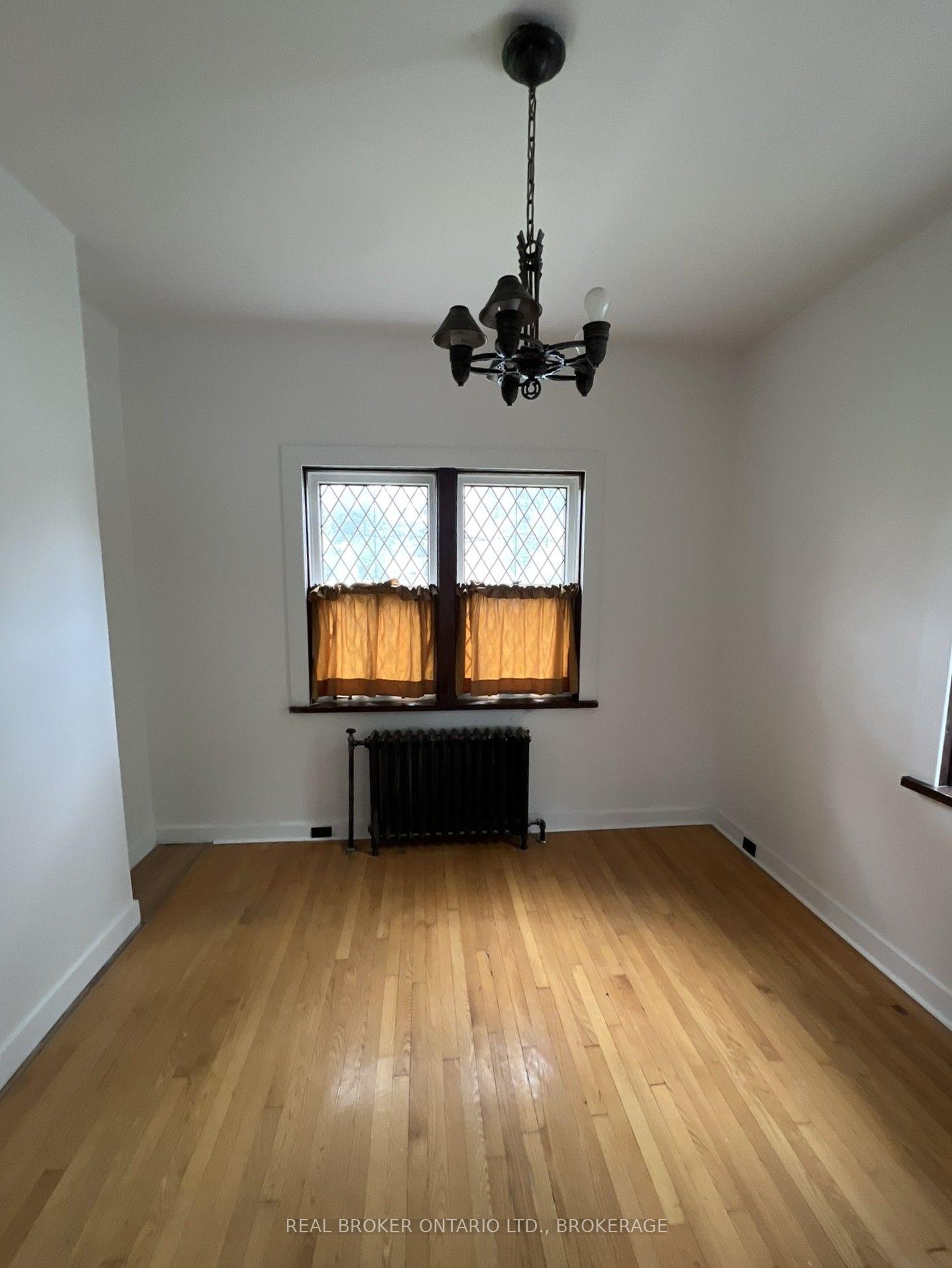Photo 5 of 320 2nd Street E, Cornwall, Cornwall — HOMEH