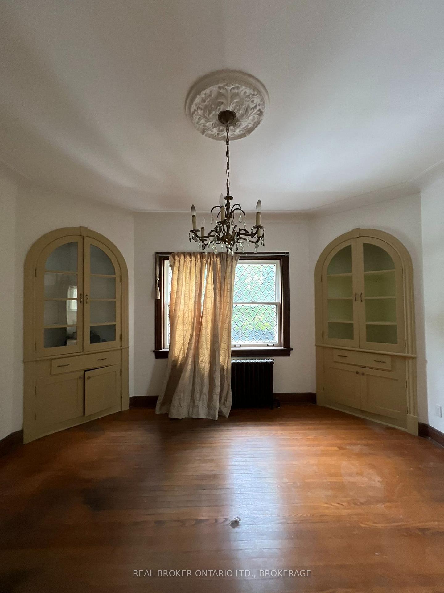 Photo 8 of 320 2nd Street E, Cornwall, Cornwall — HOMEH