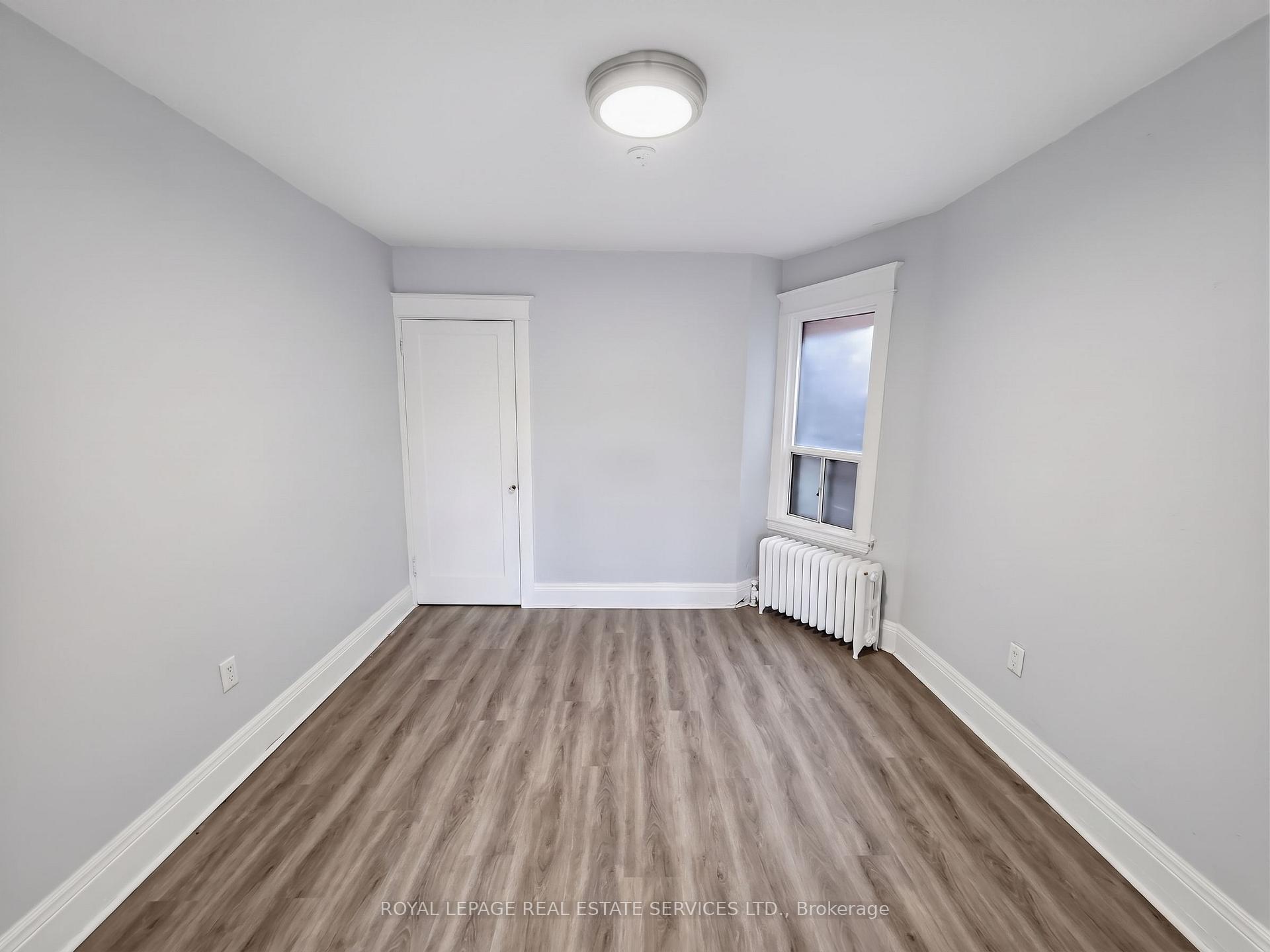 Photo 5 of Unit 8, 8 Ottawa Street N, Hamilton, Crown Point — HOMEH