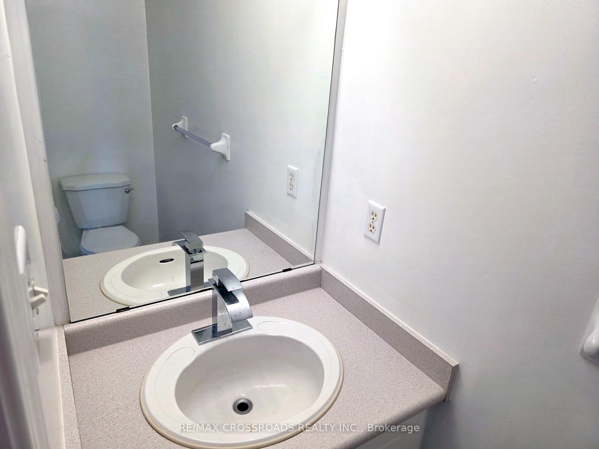 Photo 11 of 53 Cornell Park Avenue, Markham, Cornell — HOMEH