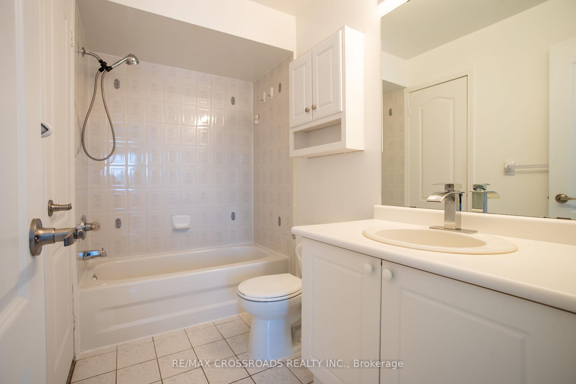 Photo 15 of 53 Cornell Park Avenue, Markham, Cornell — HOMEH