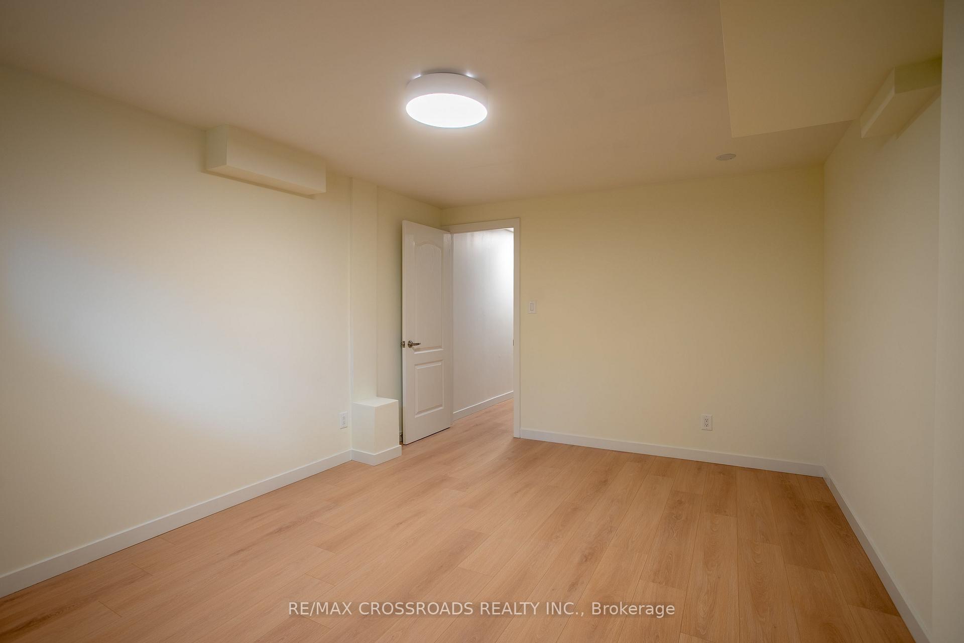 Photo 27 of 53 Cornell Park Avenue, Markham, Cornell — HOMEH