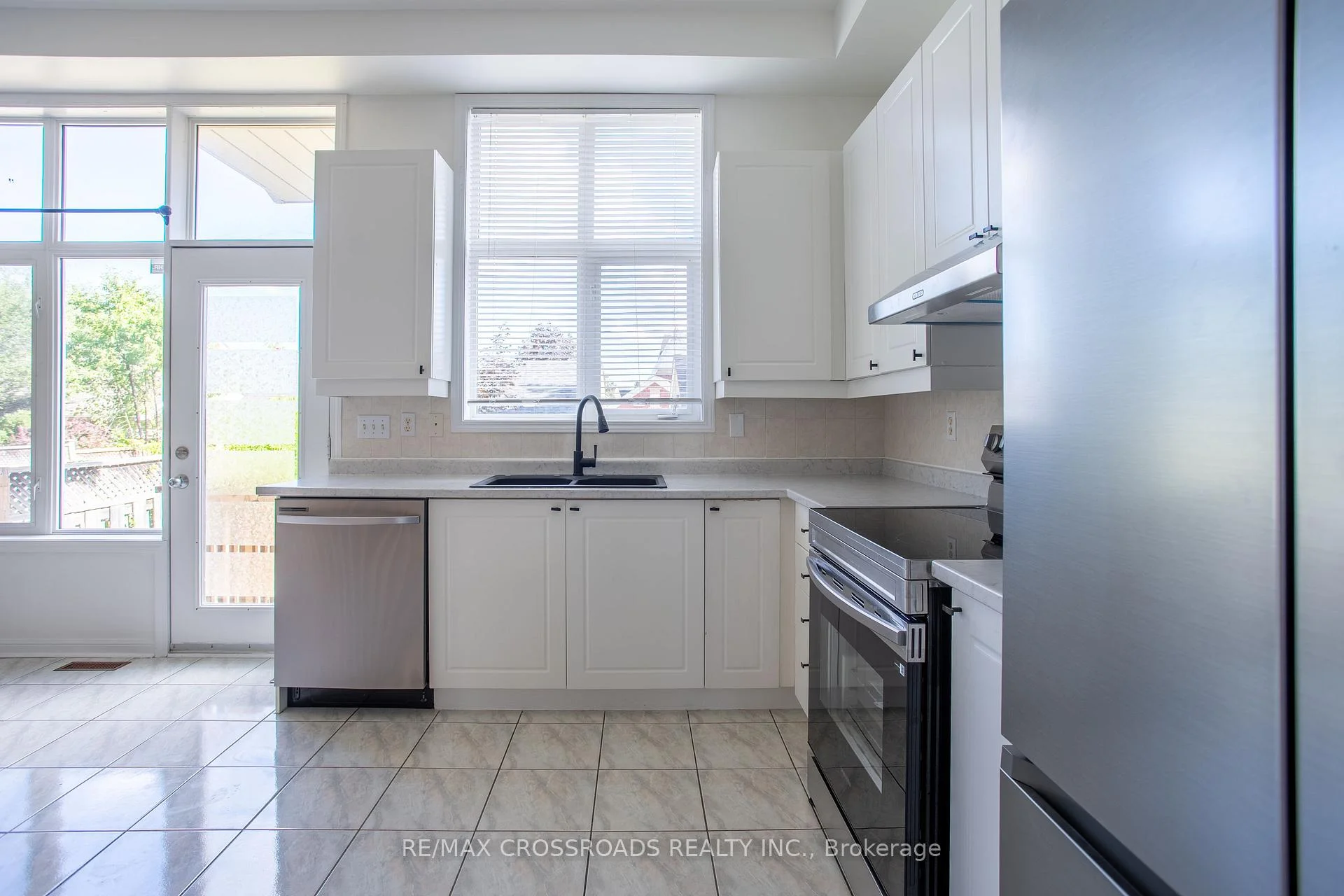 Photo 26 of 53 Cornell Park Avenue, Markham, Cornell — HOMEH