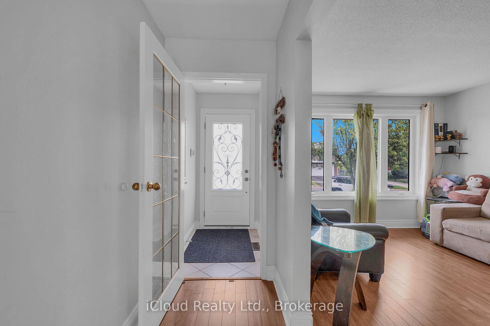 Photo 2 of 83 Fairglen Avenue, Brampton, Brampton West — HOMEH