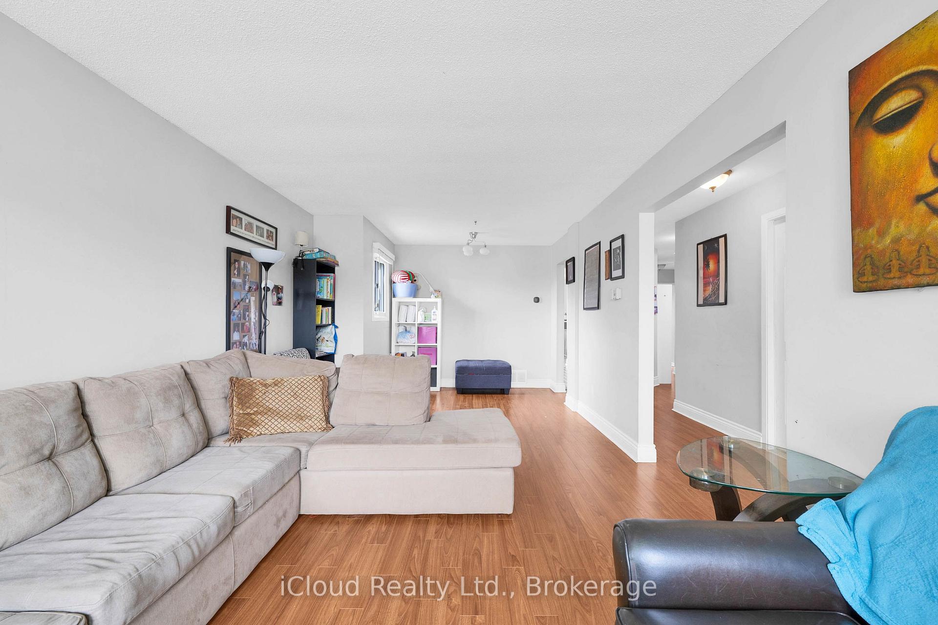 Photo 6 of 83 Fairglen Avenue, Brampton, Brampton West — HOMEH