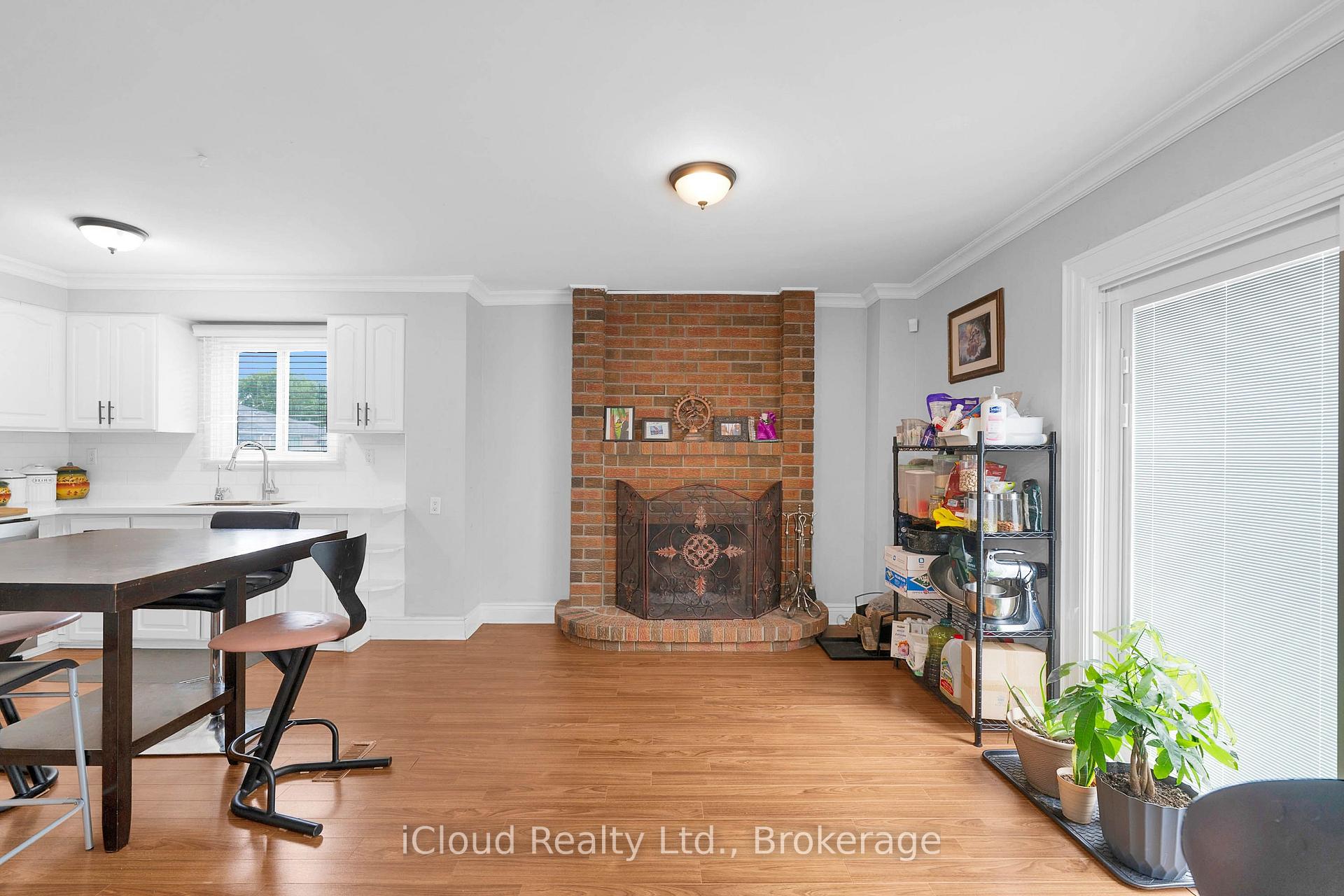 Photo 13 of 83 Fairglen Avenue, Brampton, Brampton West — HOMEH