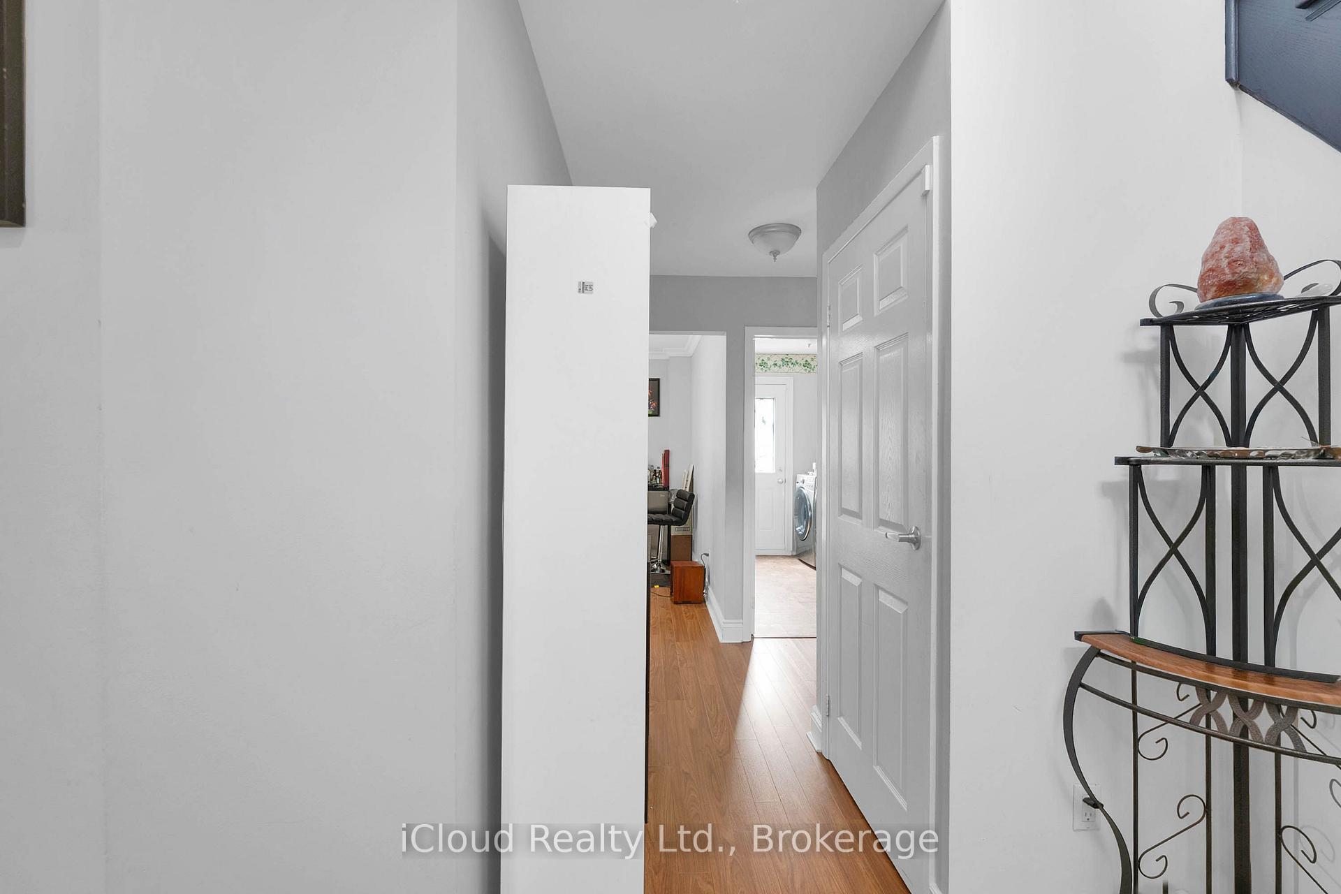 Photo 17 of 83 Fairglen Avenue, Brampton, Brampton West — HOMEH