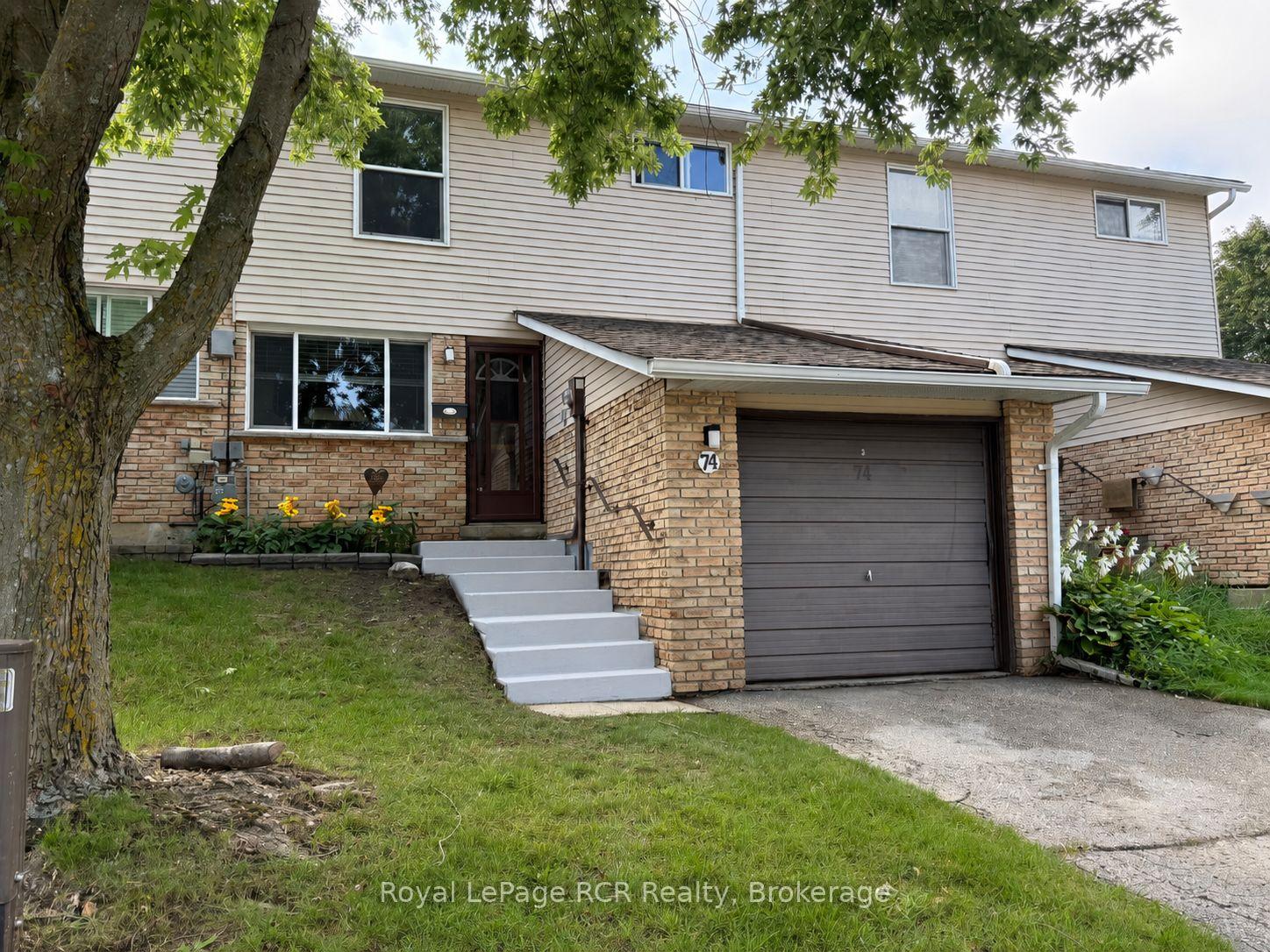 Front of Unit 74, 74 Laurie Crescent