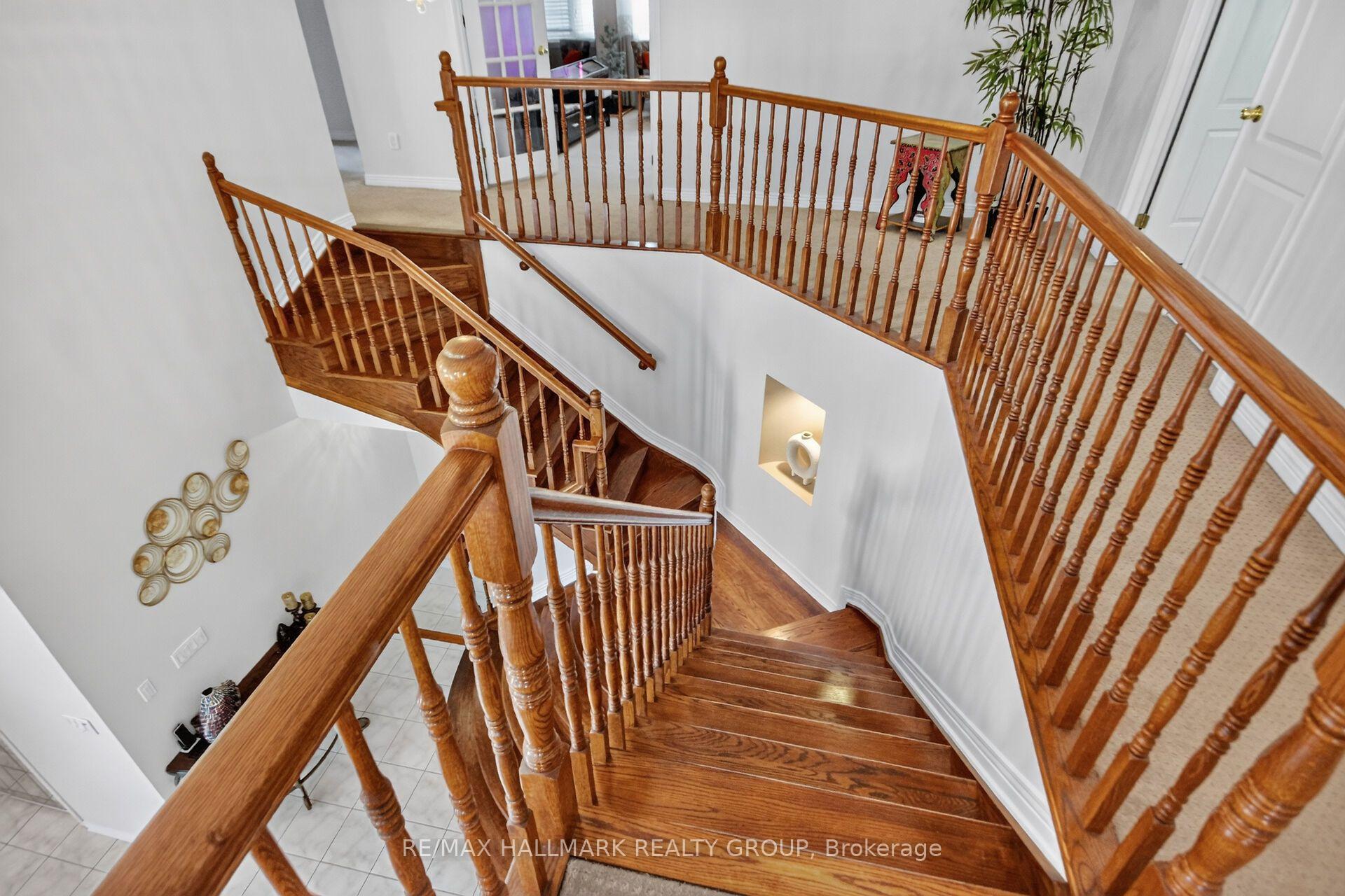Photo 24 of 11 Taj Court, Ottawa, Hunt Club Park — HOMEH