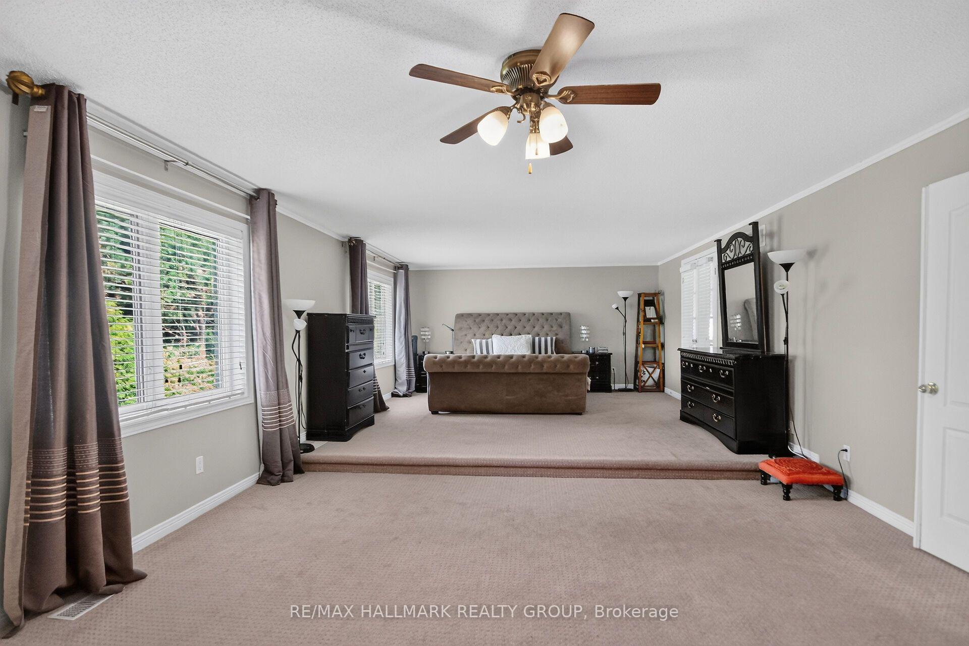 Photo 25 of 11 Taj Court, Ottawa, Hunt Club Park — HOMEH