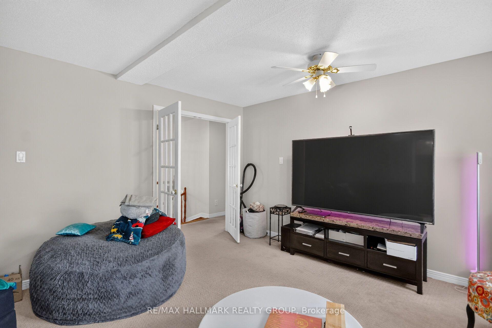 Photo 36 of 11 Taj Court, Ottawa, Hunt Club Park — HOMEH