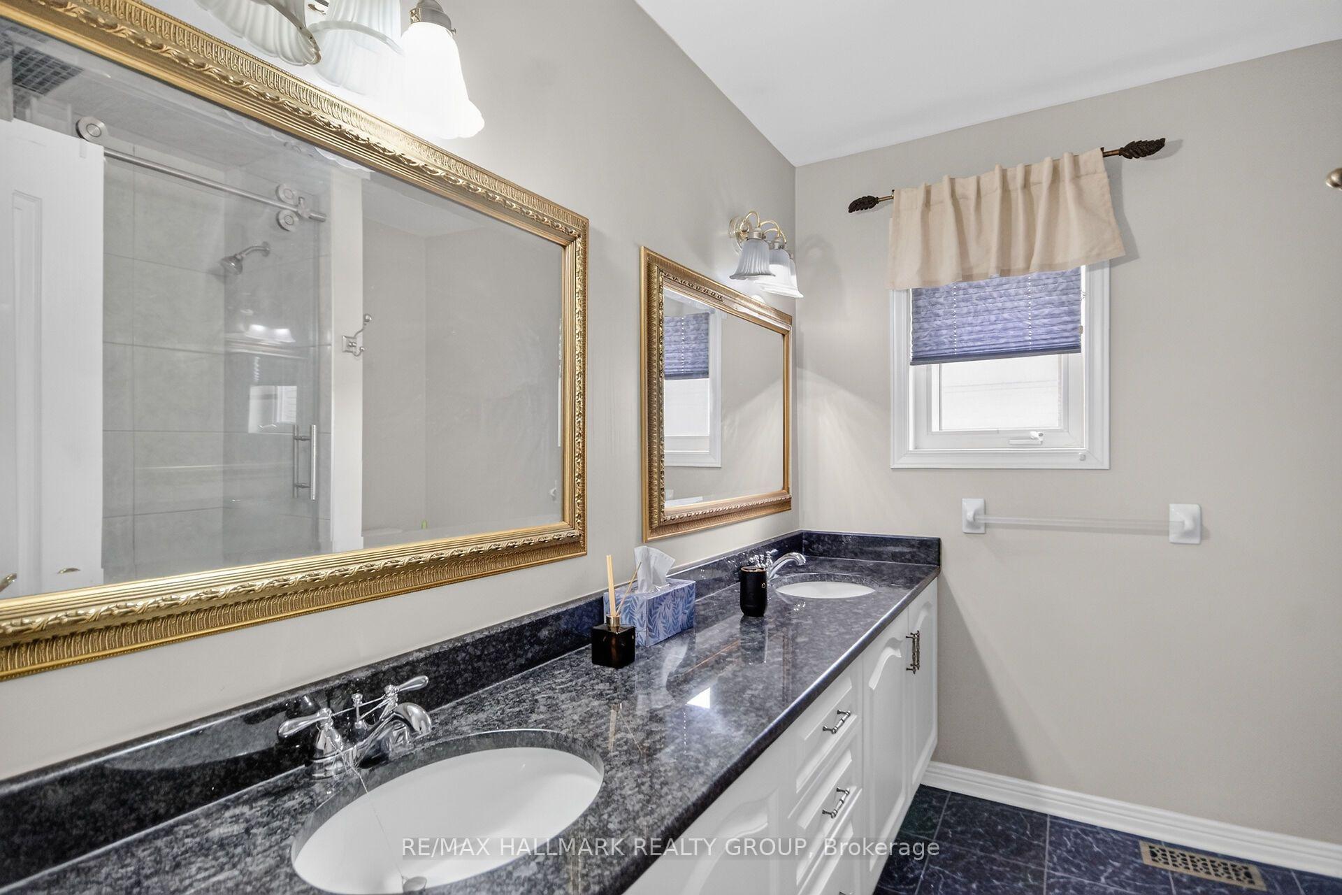 Photo 39 of 11 Taj Court, Ottawa, Hunt Club Park — HOMEH