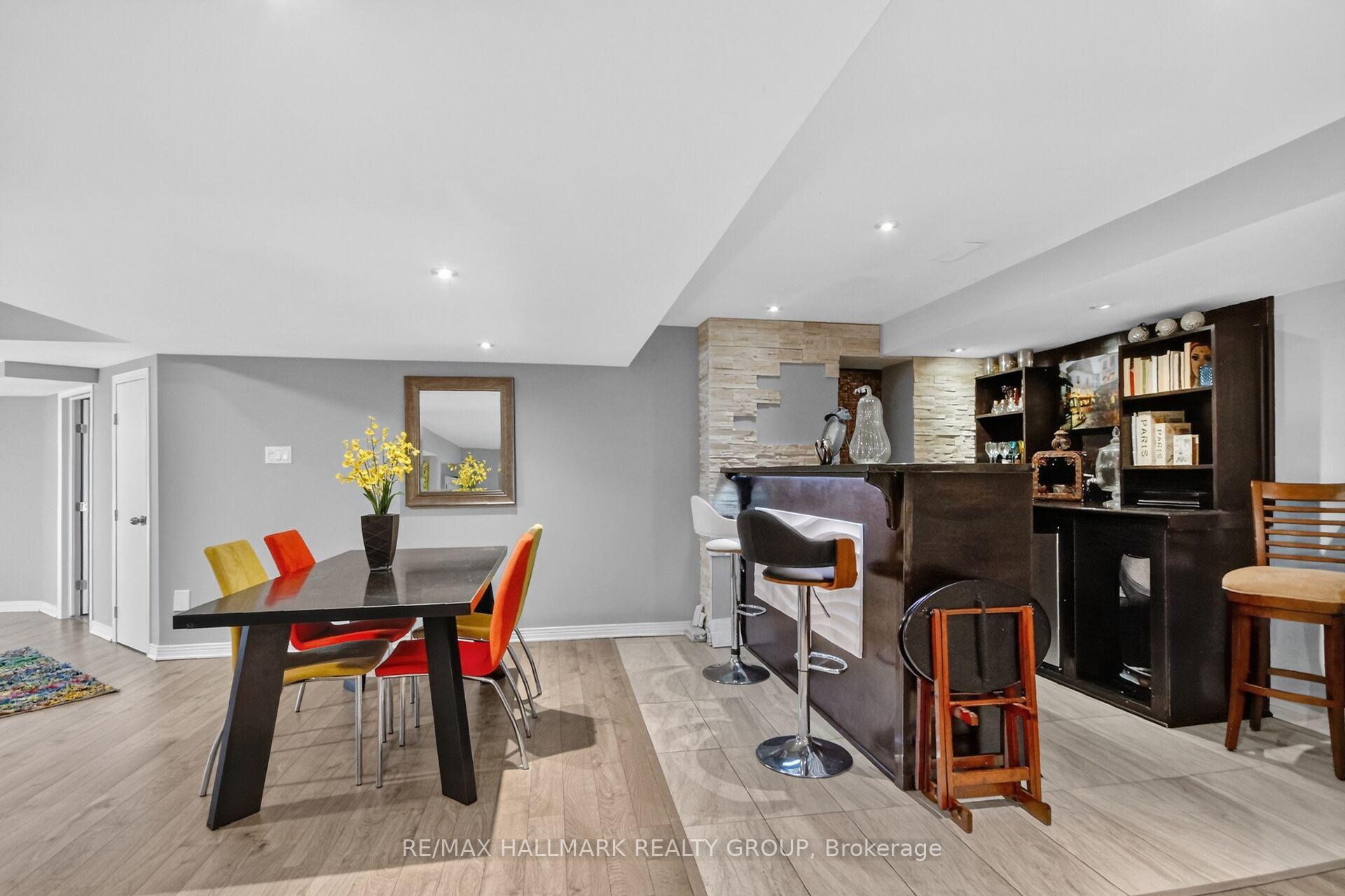 Photo 40 of 11 Taj Court, Ottawa, Hunt Club Park — HOMEH