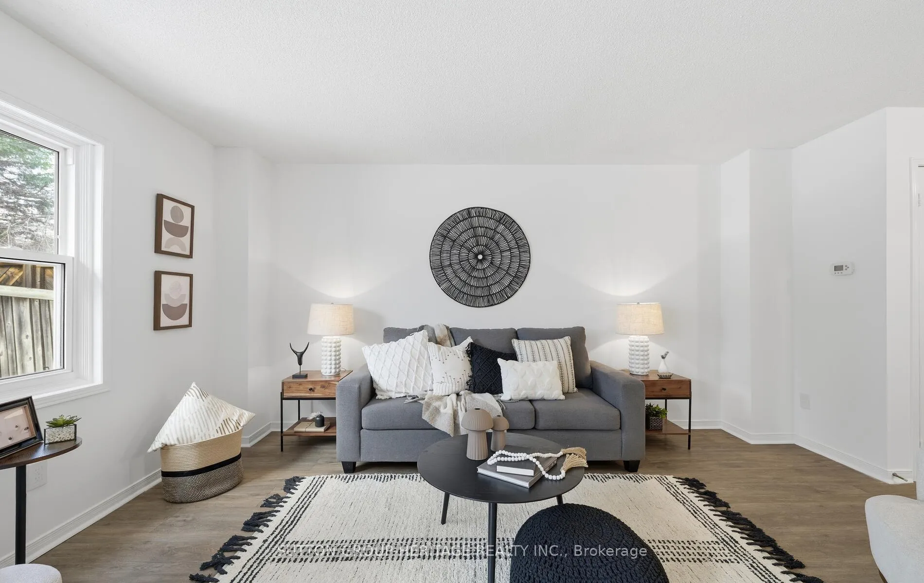 Photo 9 of 26 Wheler Court, Uxbridge — HOMEH