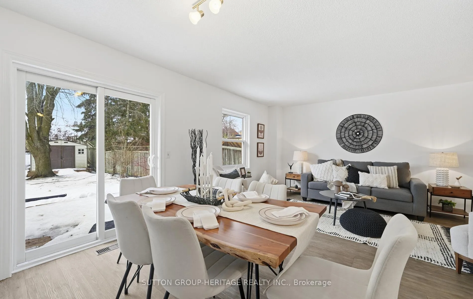 Photo 12 of 26 Wheler Court, Uxbridge — HOMEH