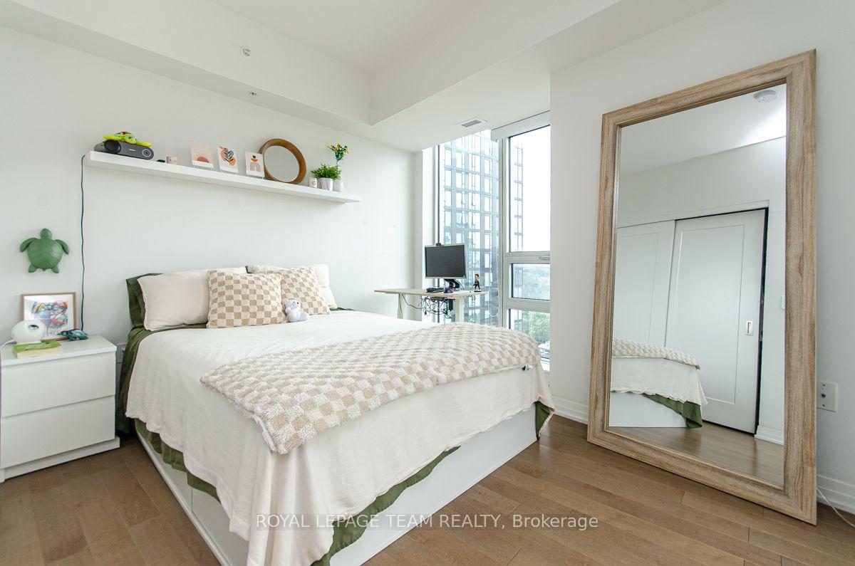 Photo 16 of Unit 901, 805 Carling Avenue, Ottawa, West Centre Town — HOMEH