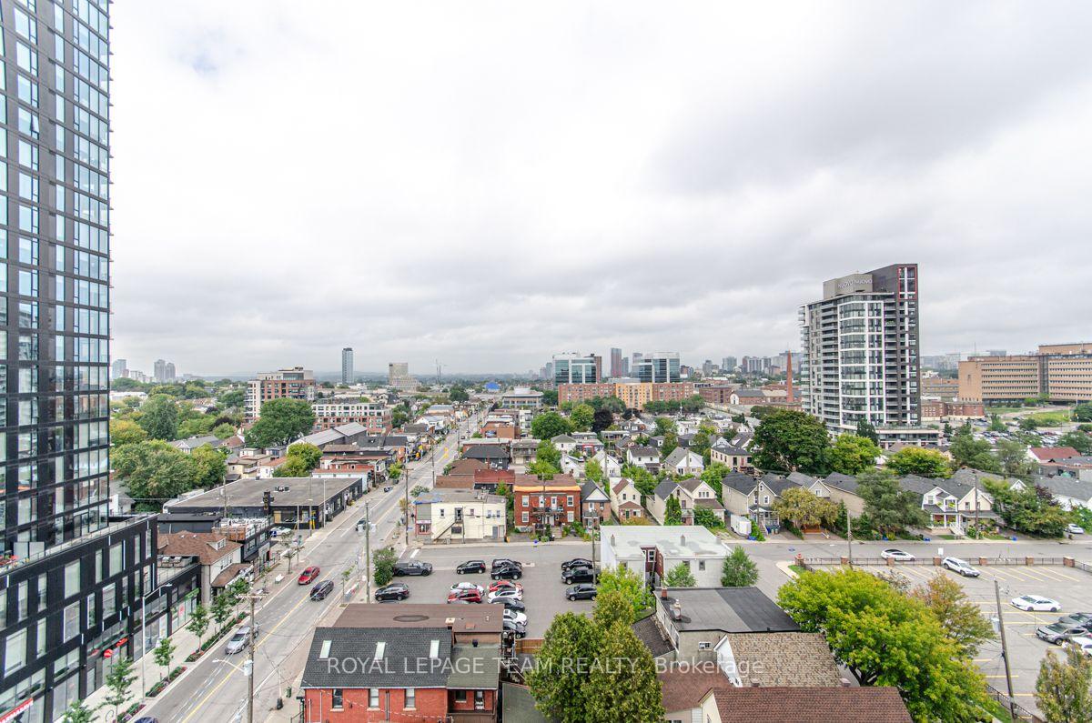 Photo 18 of Unit 901, 805 Carling Avenue, Ottawa, West Centre Town — HOMEH