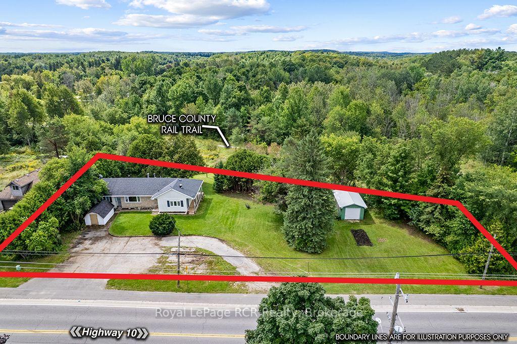Photo 4 of 777014 10 Highway, Chatsworth — HOMEH