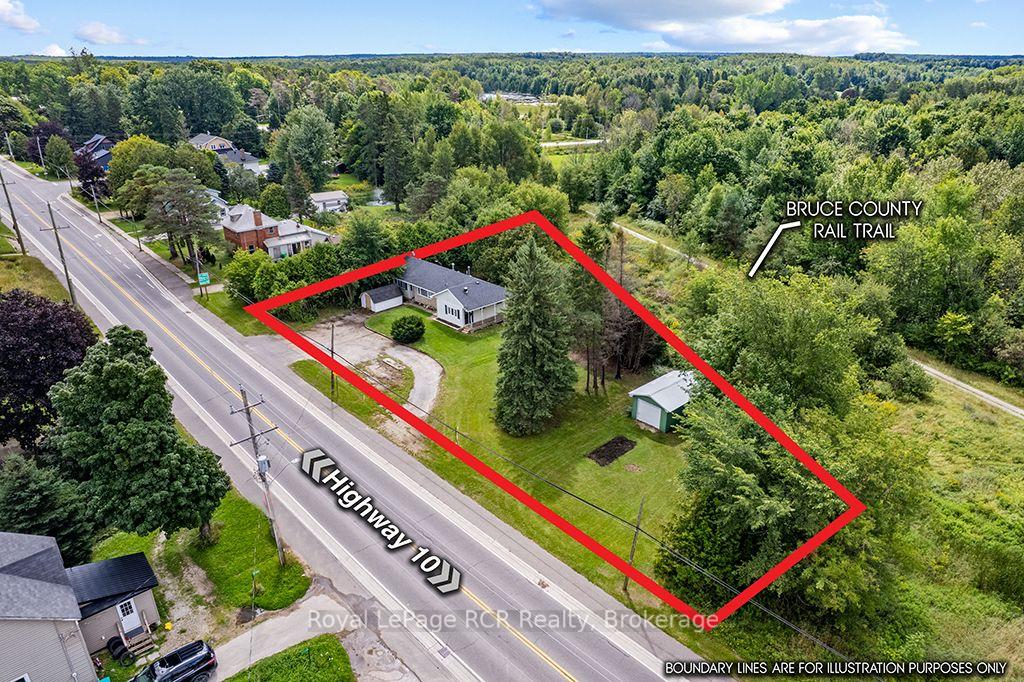 Photo 5 of 777014 10 Highway, Chatsworth — HOMEH