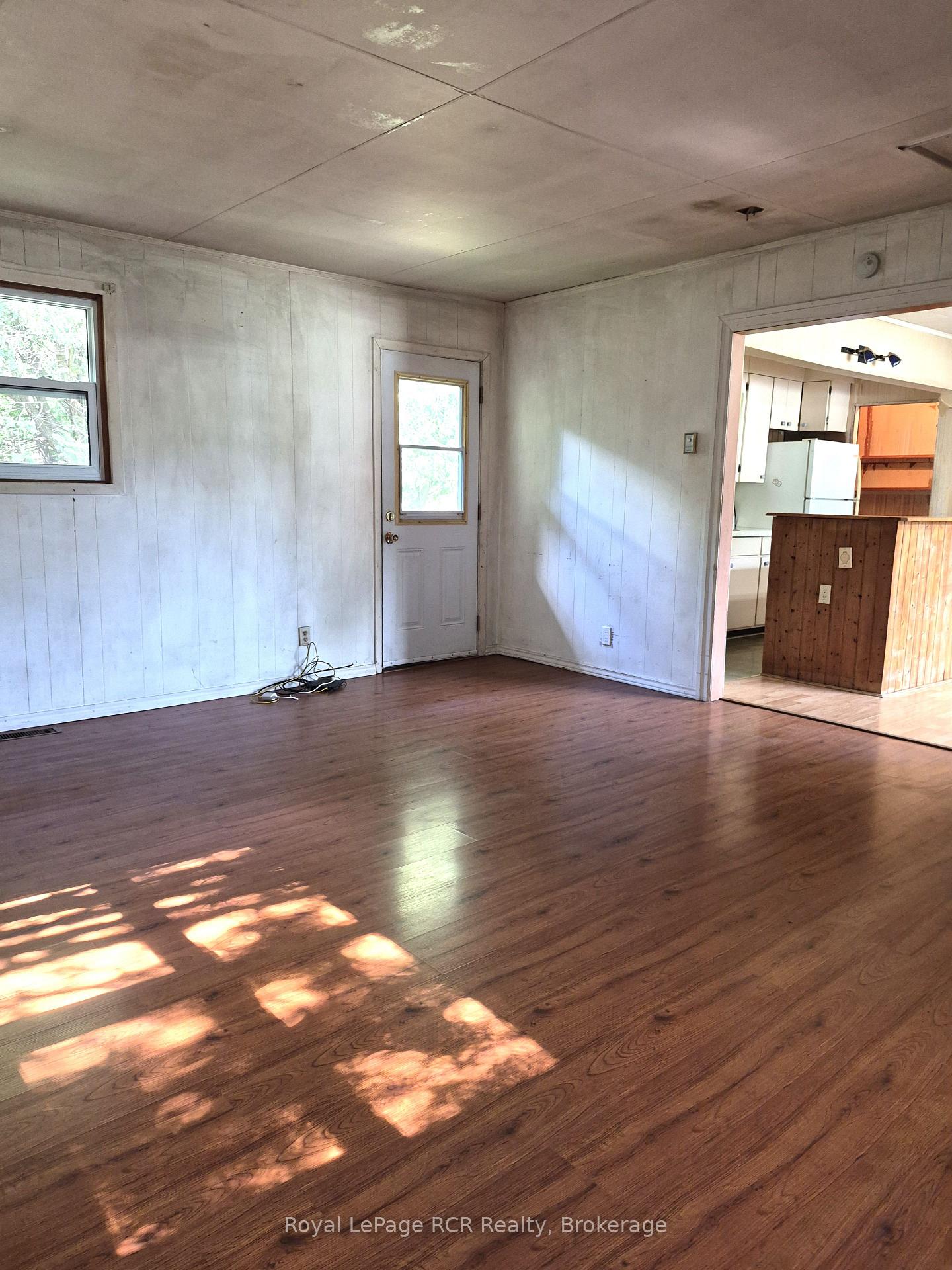 Photo 28 of 777014 10 Highway, Chatsworth — HOMEH