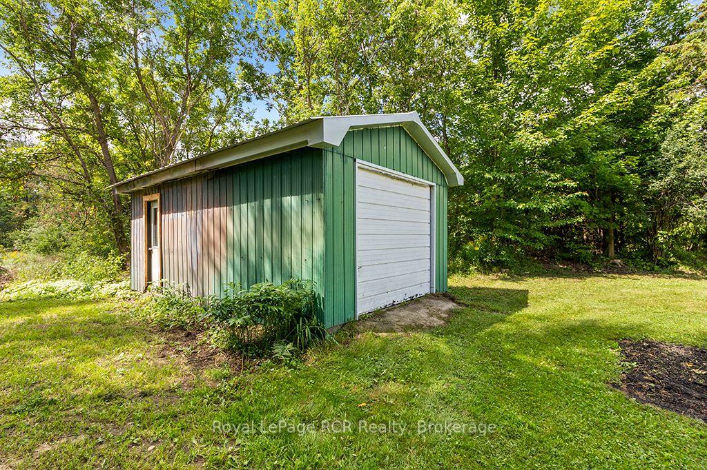 Photo 39 of 777014 10 Highway, Chatsworth — HOMEH