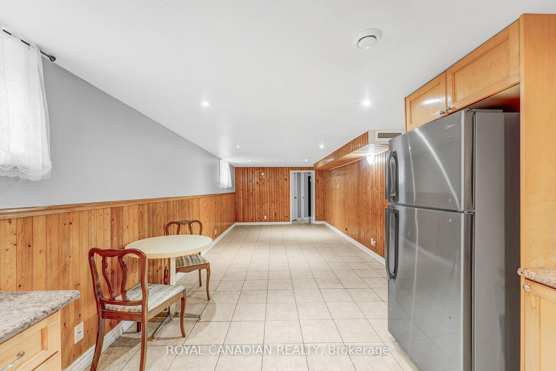Photo 3 of Unit BSMT, 115 Darlingside Drive, Scarborough, West Hill — HOMEH