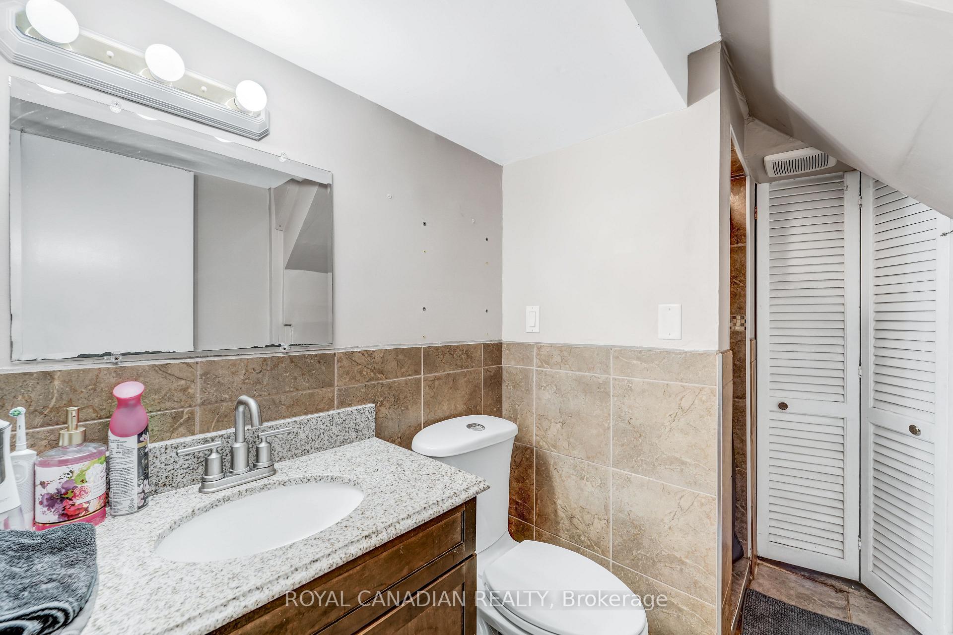 Photo 7 of Unit BSMT, 115 Darlingside Drive, Scarborough, West Hill — HOMEH