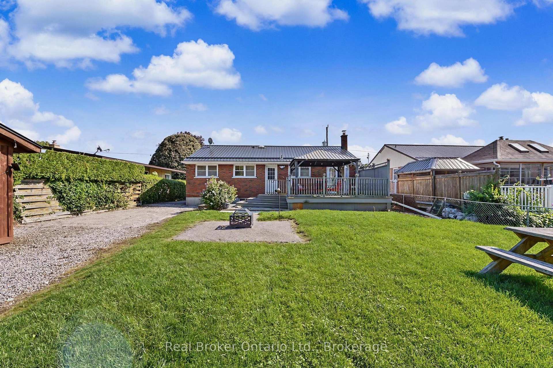 Photo 9 of 20 Freeman Drive, Port Hope — HOMEH