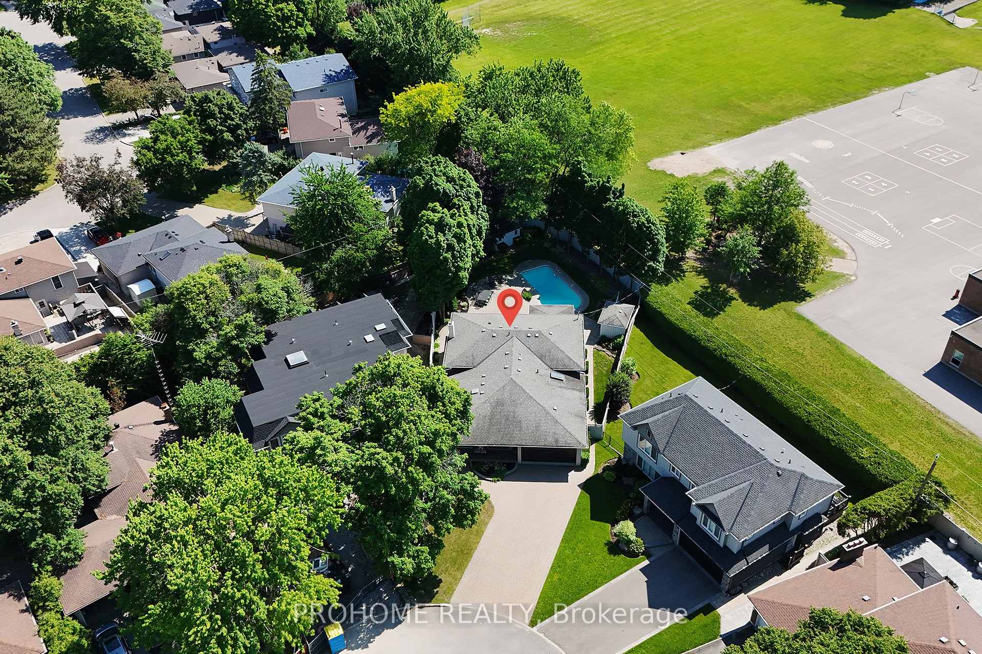 Photo 5 of 16 Tuscay Court, Markham, Unionville — HOMEH