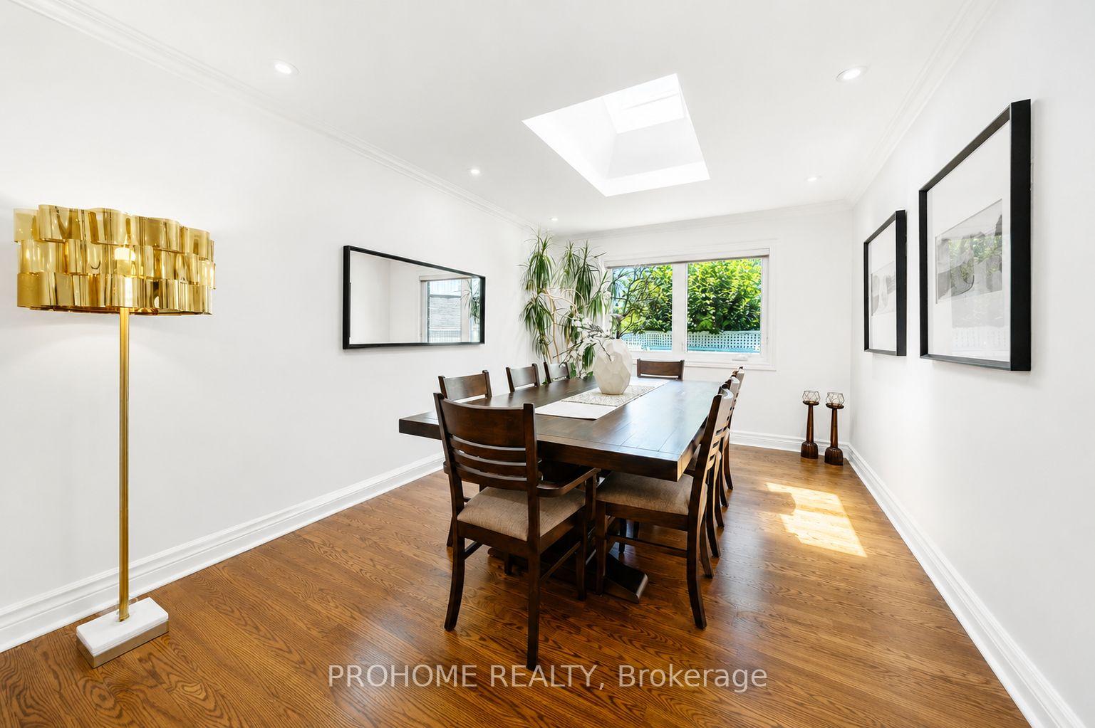 Photo 12 of 16 Tuscay Court, Markham, Unionville — HOMEH