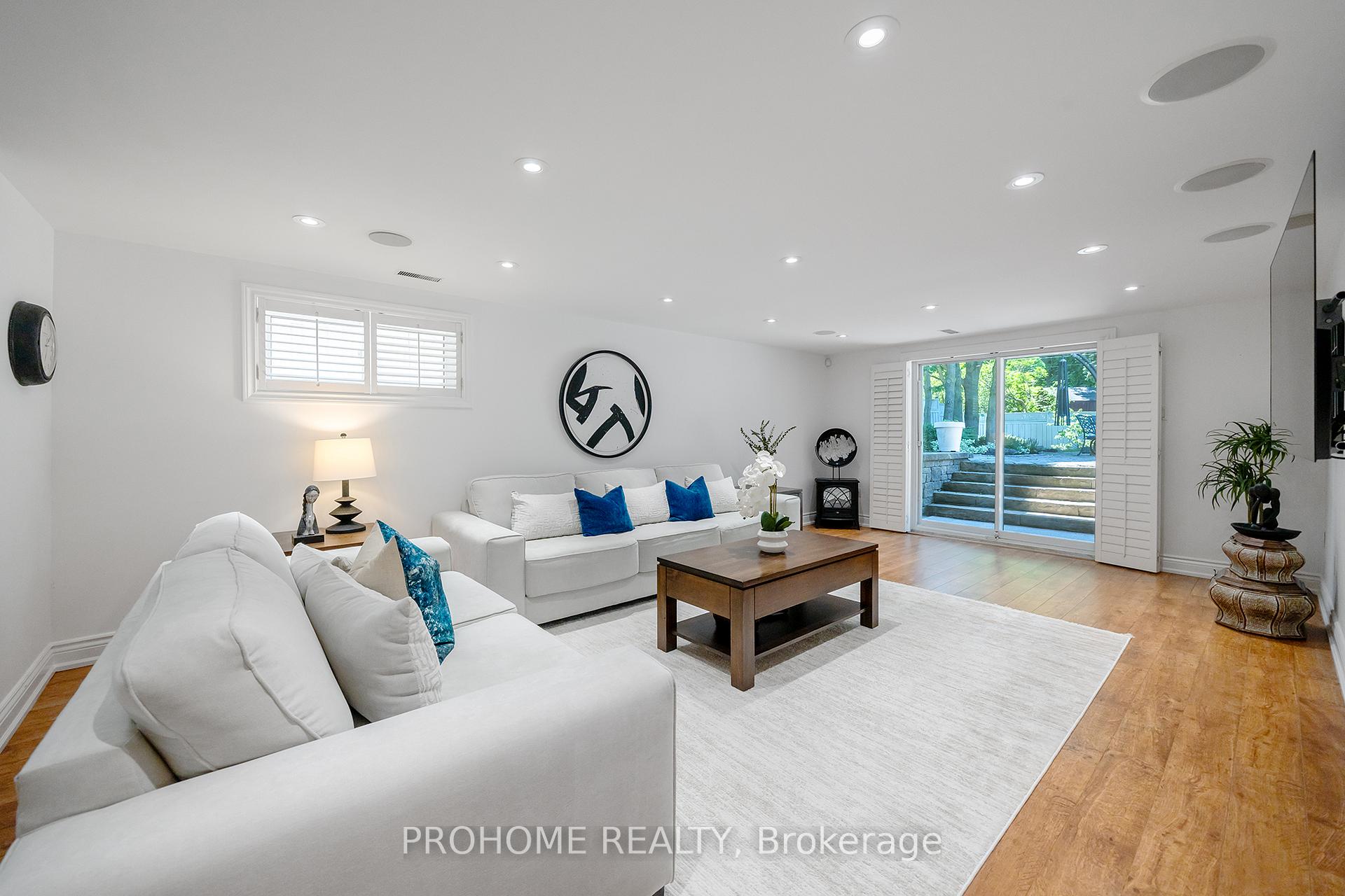 Photo 19 of 16 Tuscay Court, Markham, Unionville — HOMEH
