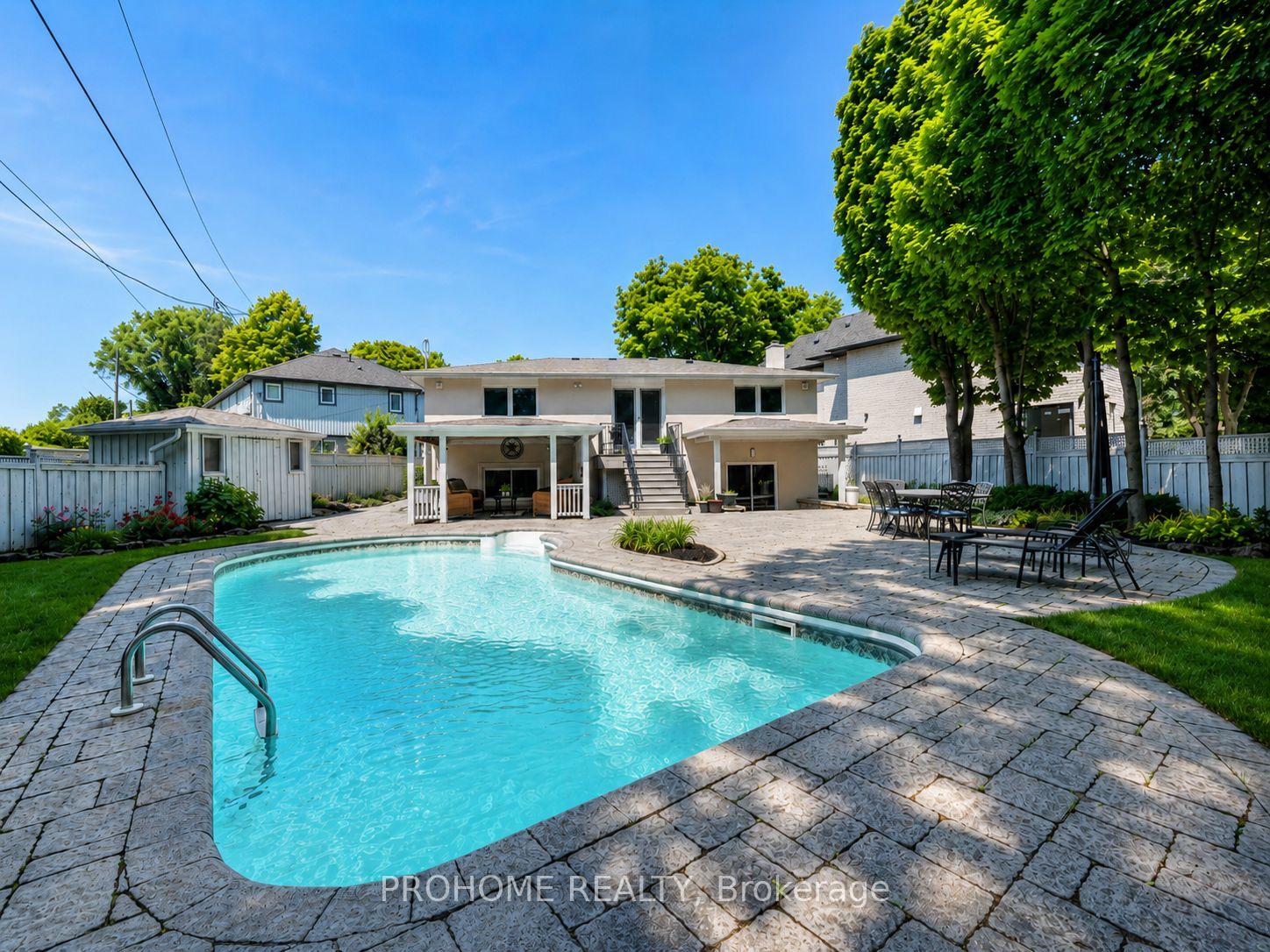 Photo 36 of 16 Tuscay Court, Markham, Unionville — HOMEH