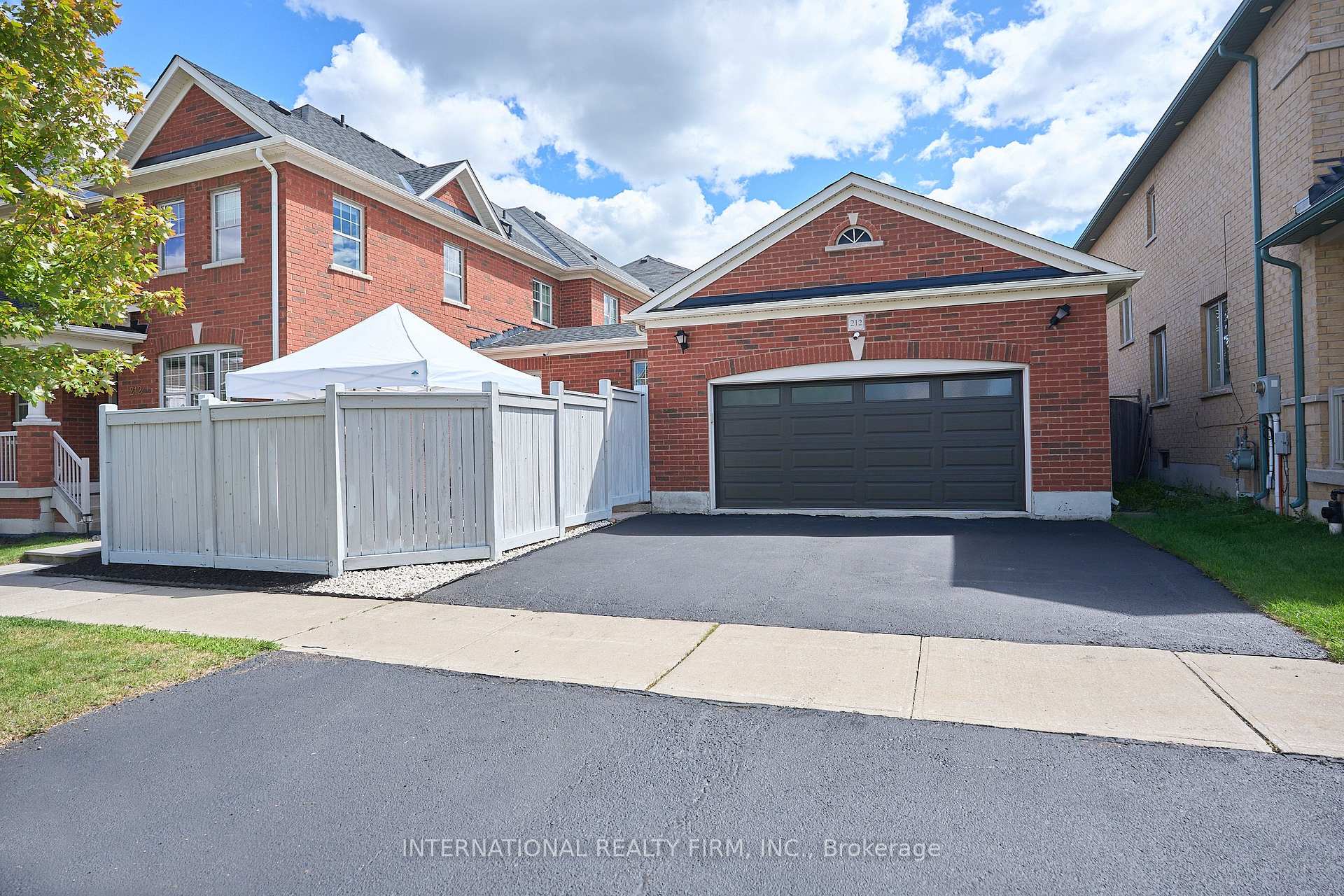 Photo 4 of 212 Pringle Avenue, Milton, Scott — HOMEH