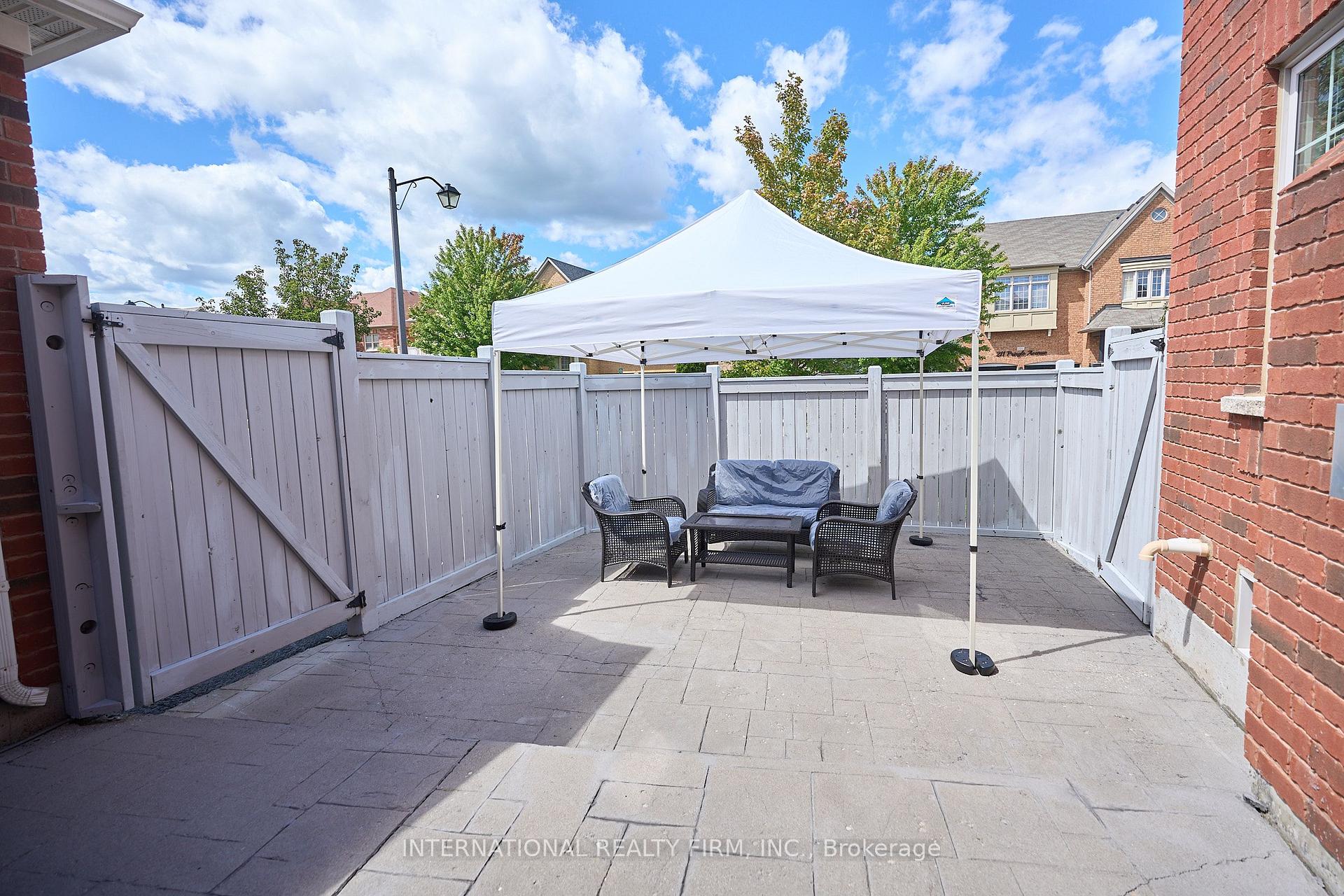 Photo 7 of 212 Pringle Avenue, Milton, Scott — HOMEH
