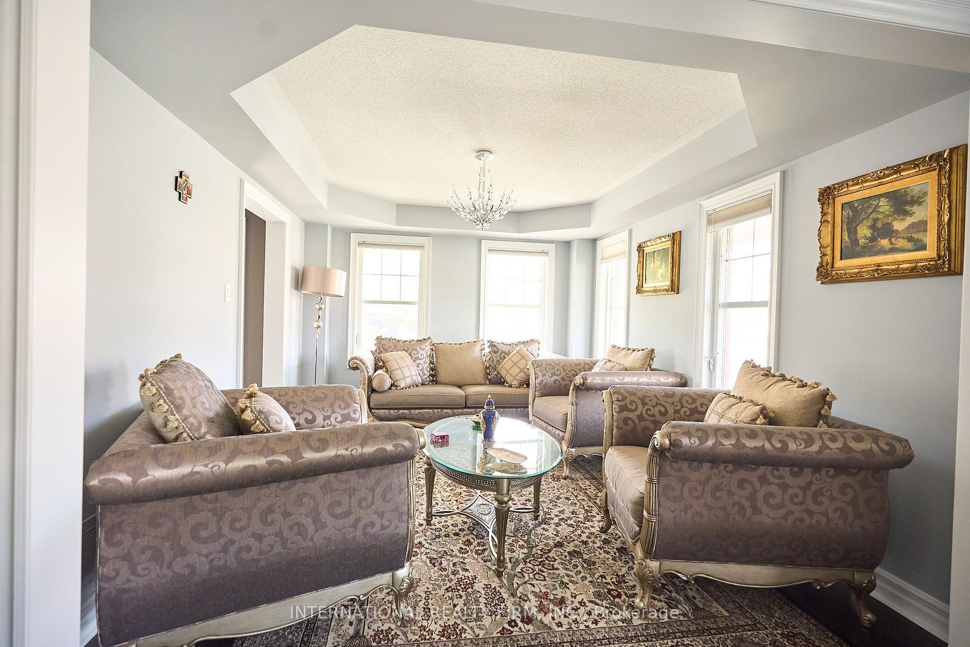 Photo 9 of 212 Pringle Avenue, Milton, Scott — HOMEH