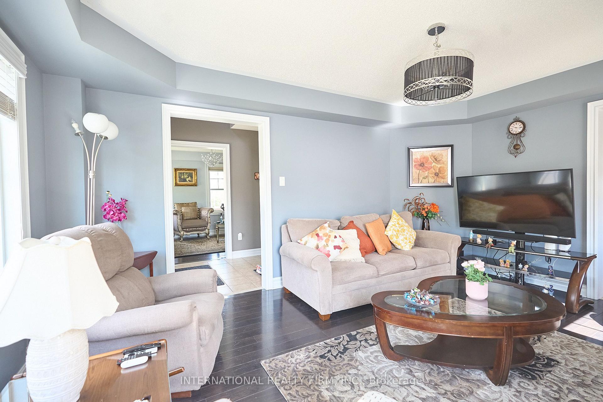 Photo 14 of 212 Pringle Avenue, Milton, Scott — HOMEH