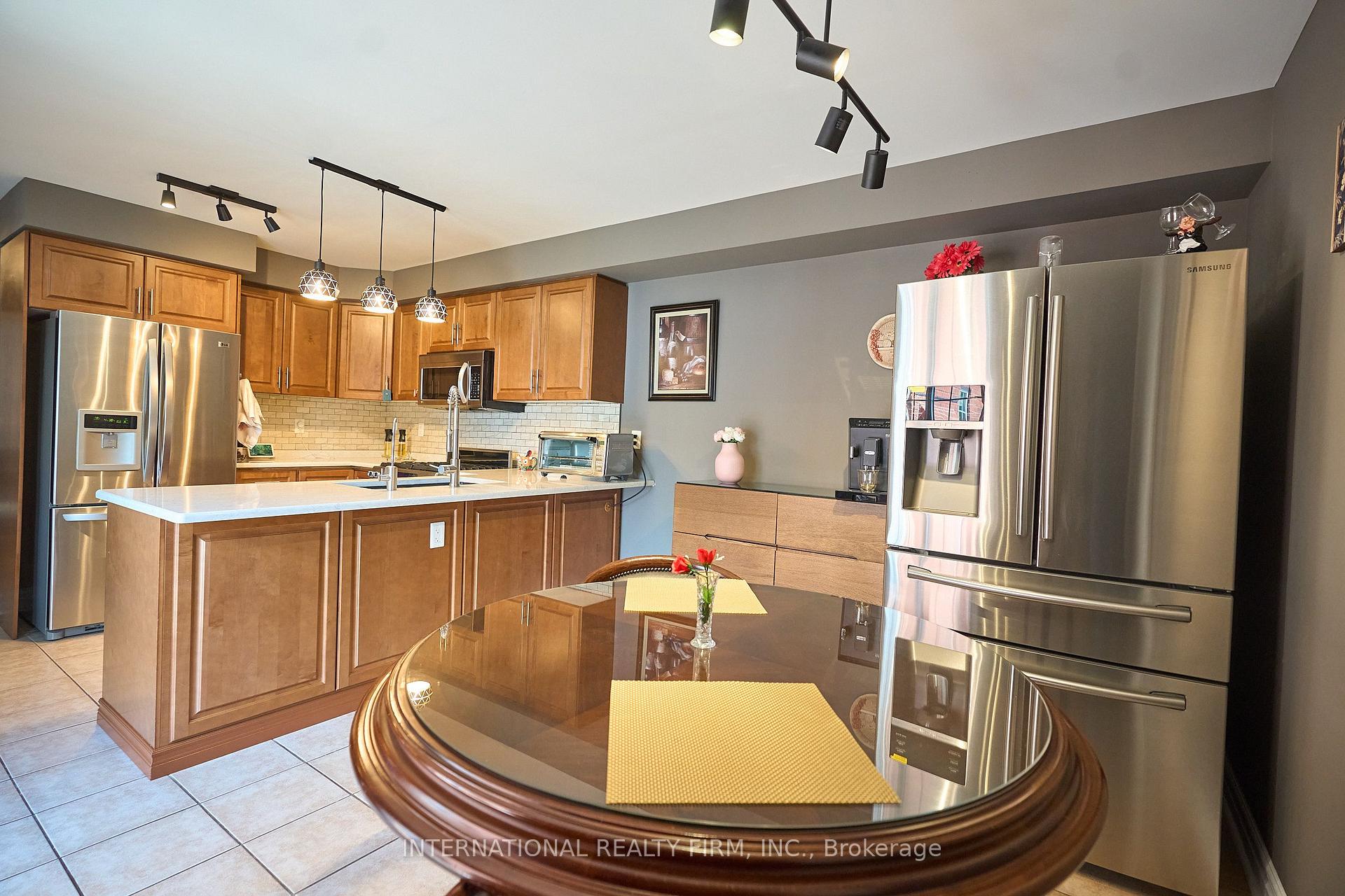 Photo 17 of 212 Pringle Avenue, Milton, Scott — HOMEH