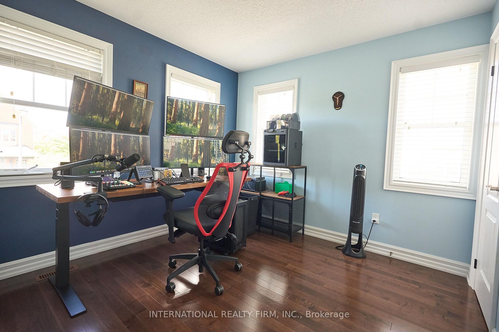 Photo 30 of 212 Pringle Avenue, Milton, Scott — HOMEH