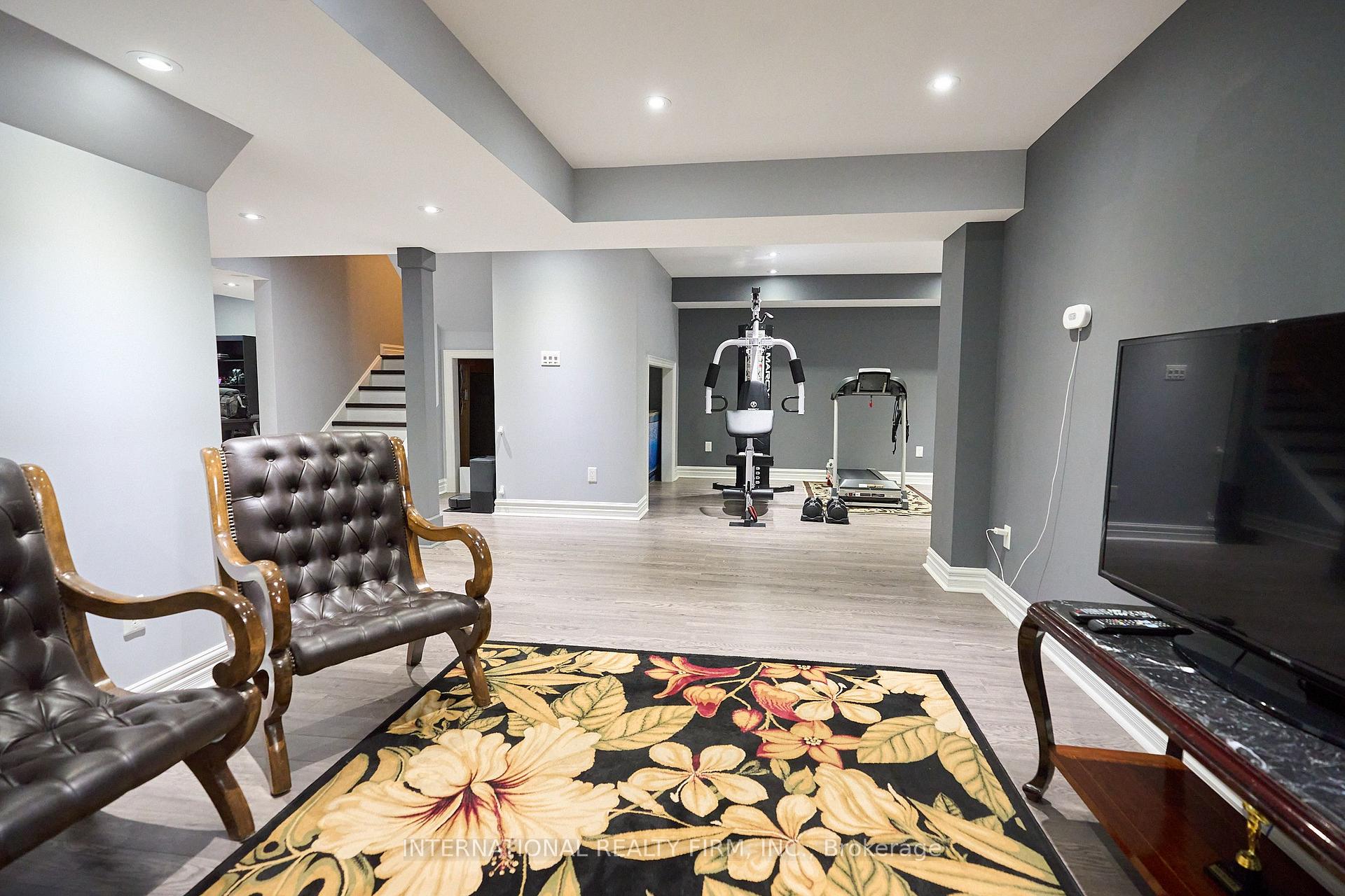 Photo 34 of 212 Pringle Avenue, Milton, Scott — HOMEH