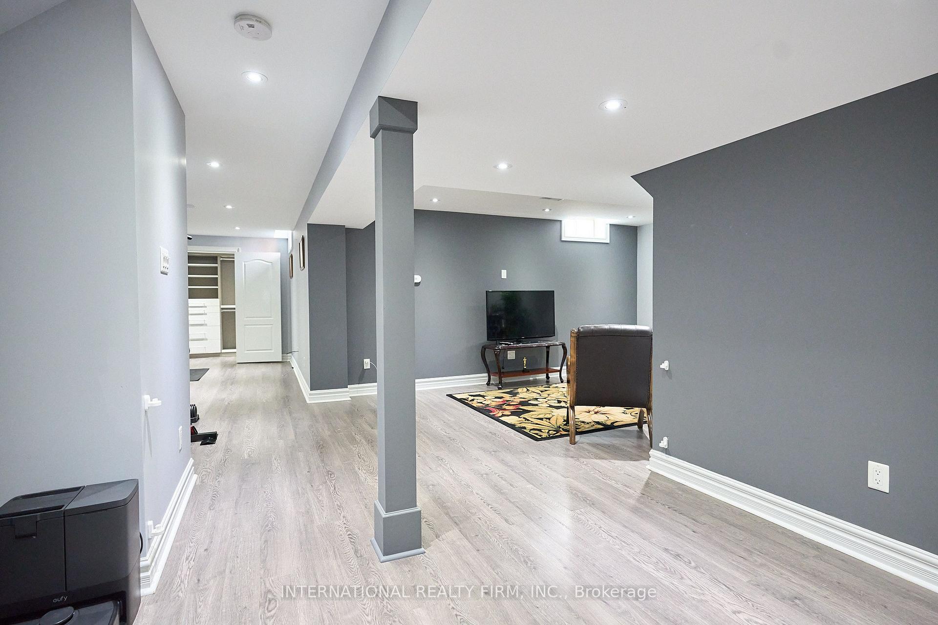 Photo 37 of 212 Pringle Avenue, Milton, Scott — HOMEH