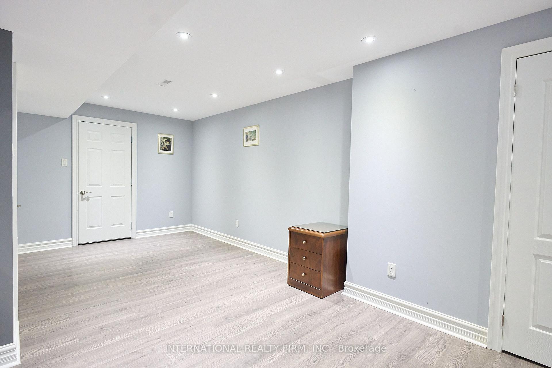 Photo 40 of 212 Pringle Avenue, Milton, Scott — HOMEH